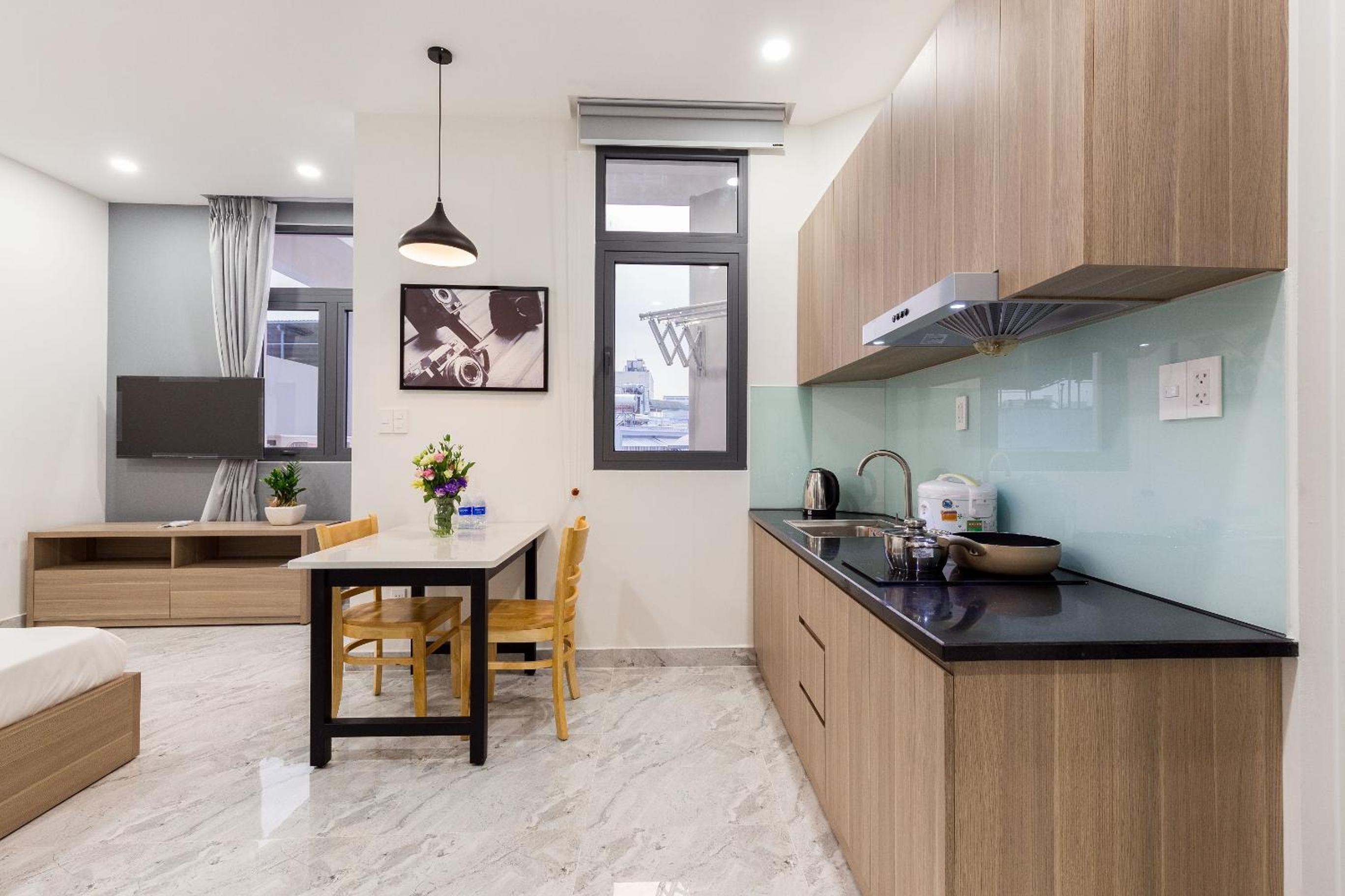 YOURS Apartment - Airport
