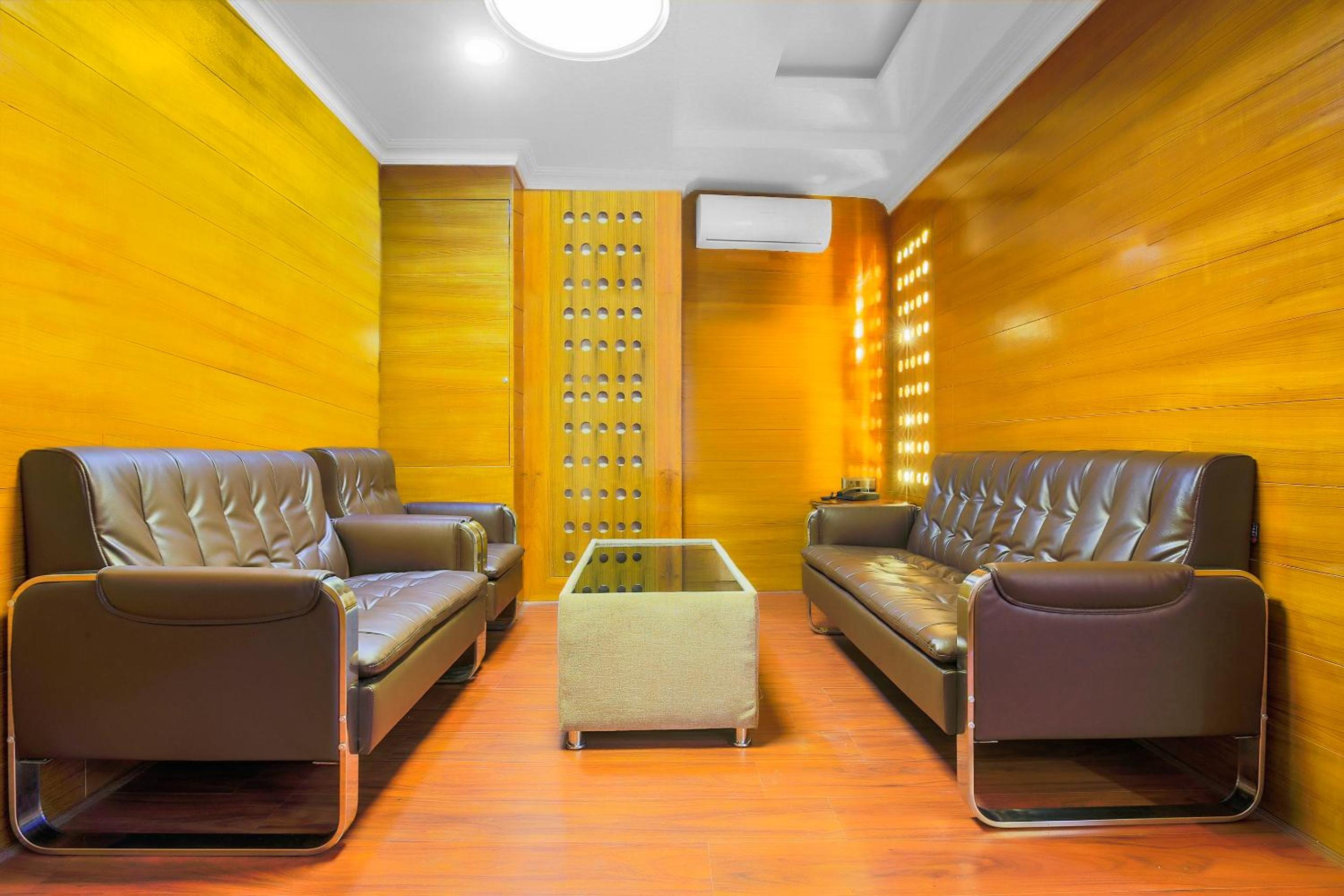 Hotel Intourist Palace view 5