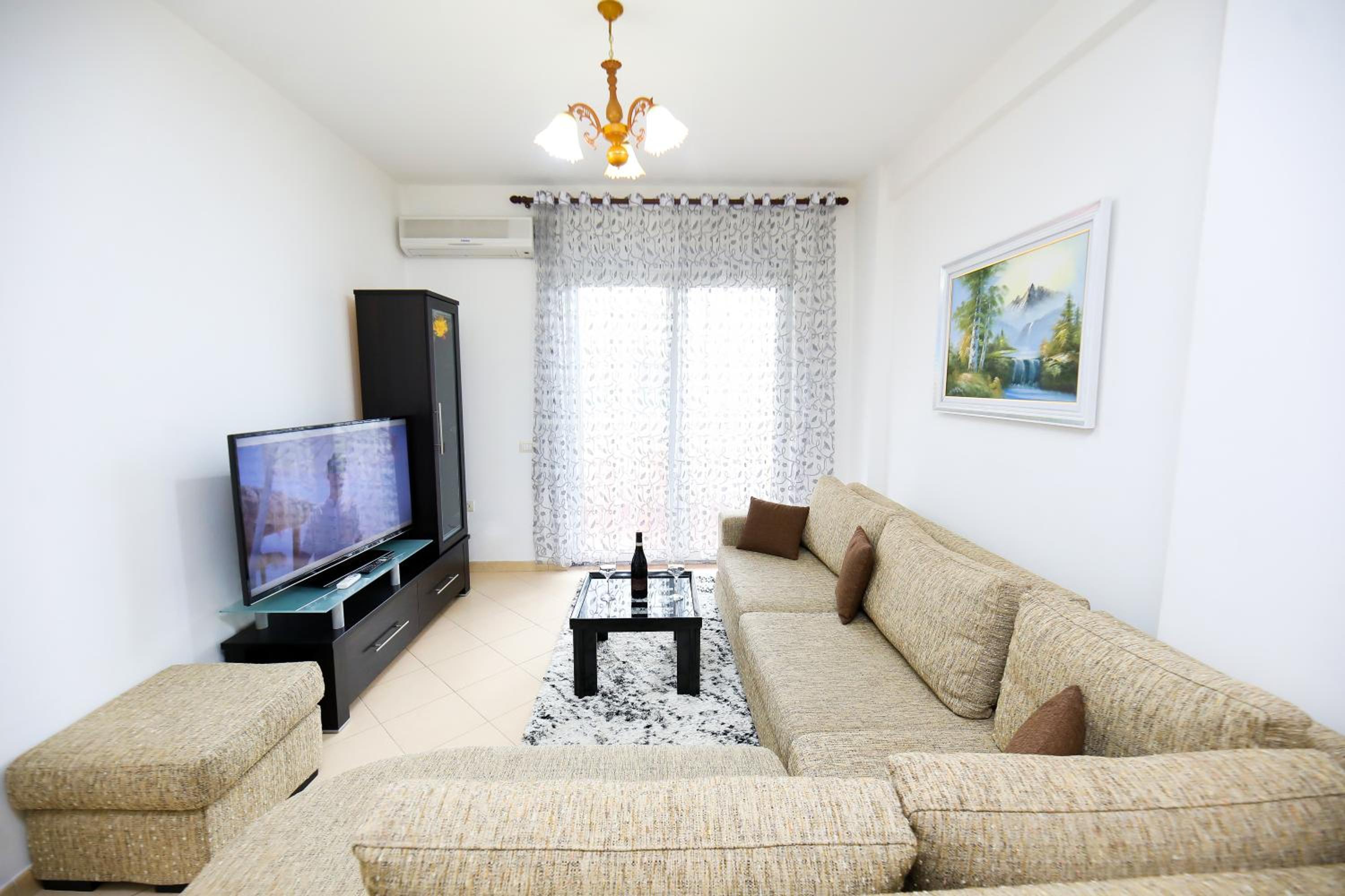 Jimi Apartments 2