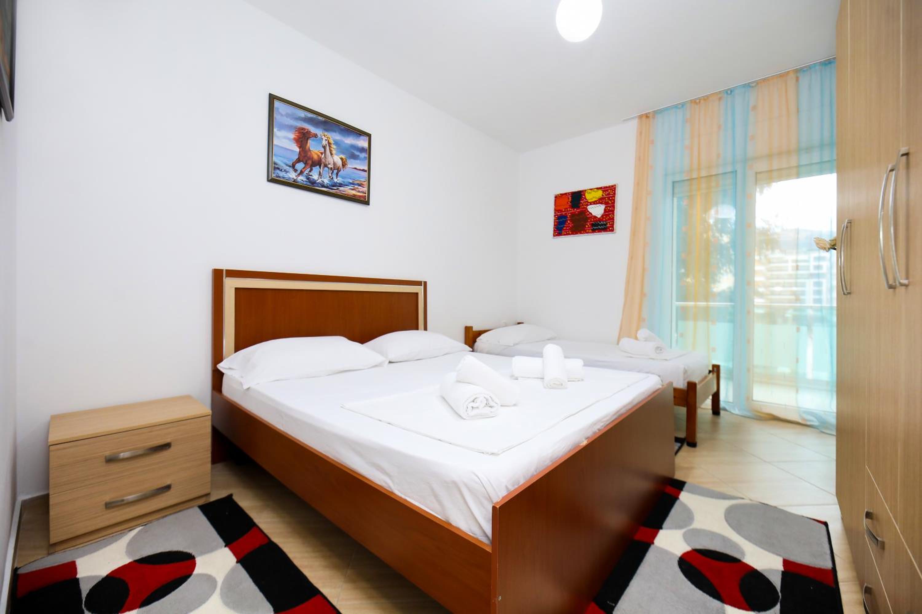 Jimi Apartments 2