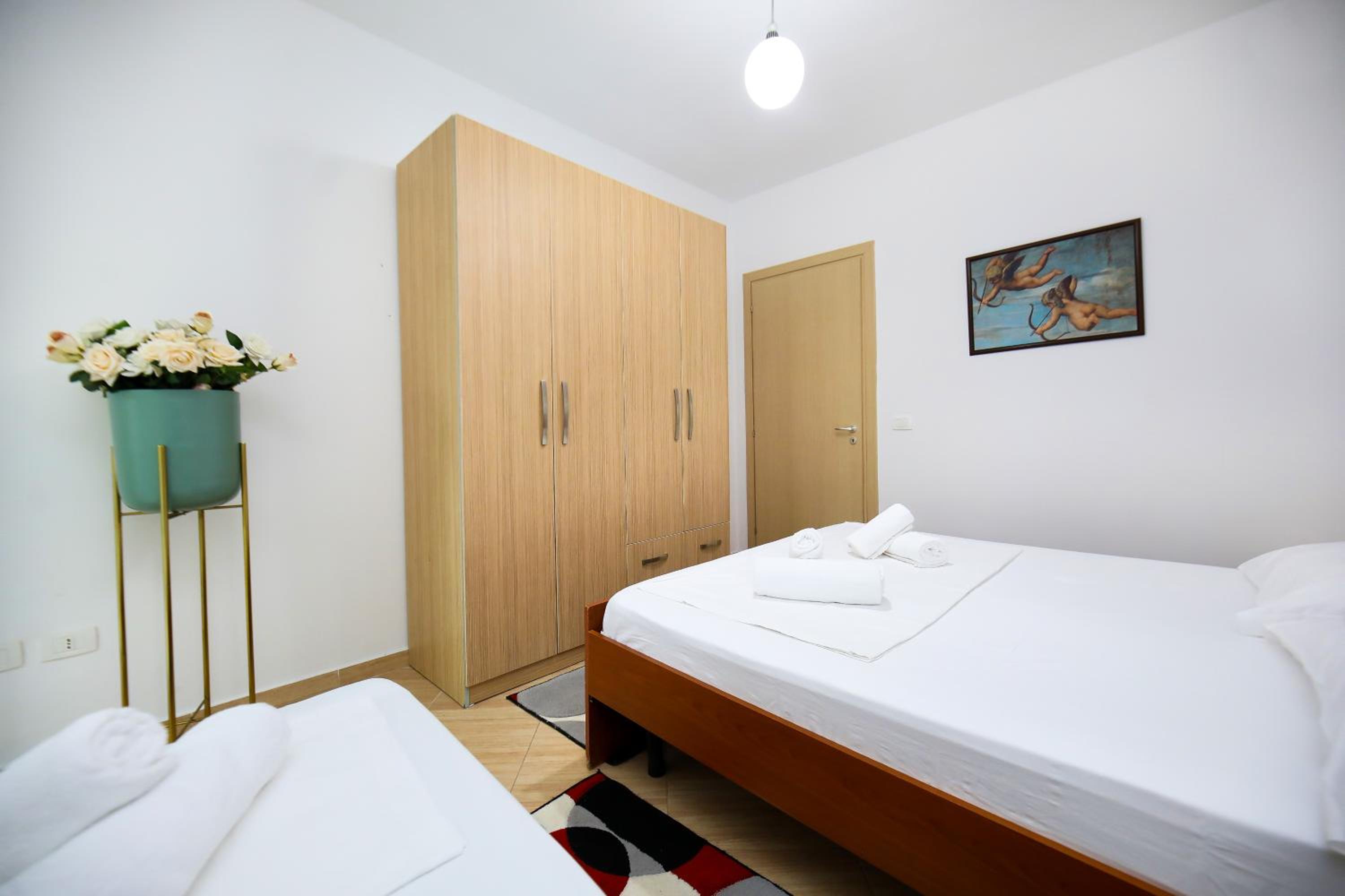Jimi Apartments 2