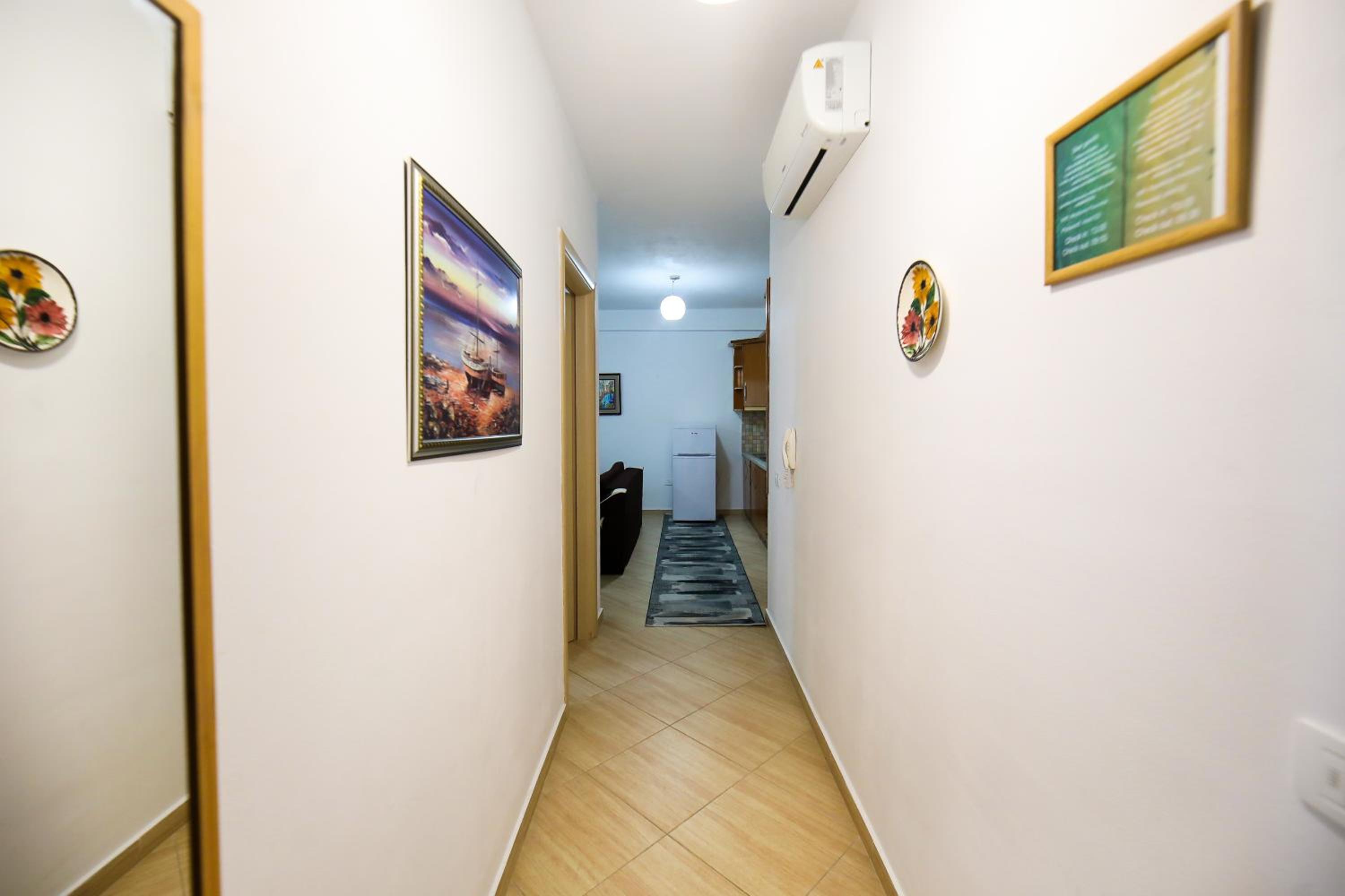 Jimi Apartments 2