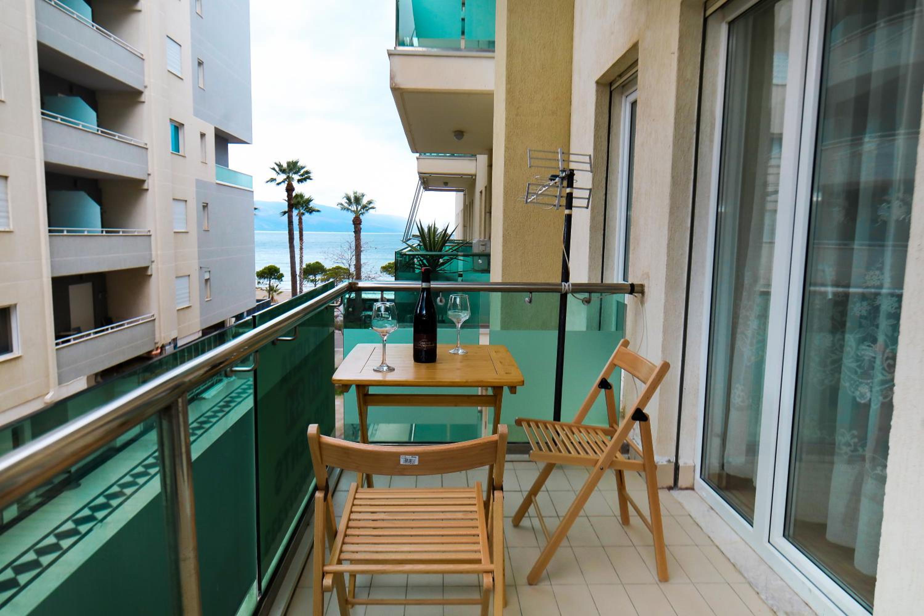 Jimi Apartments 2