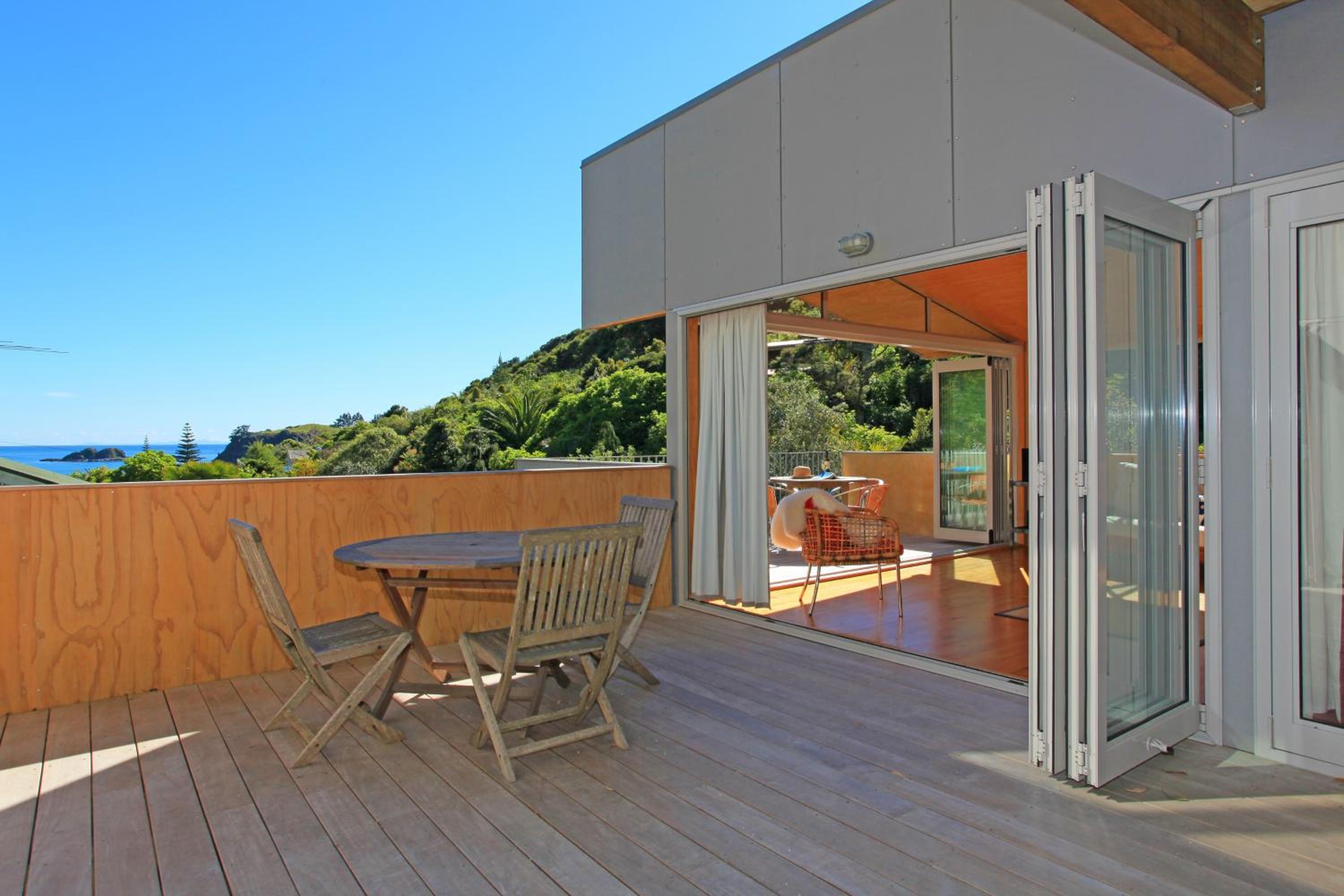Barefoot Spirit - Stay Waiheke view 4