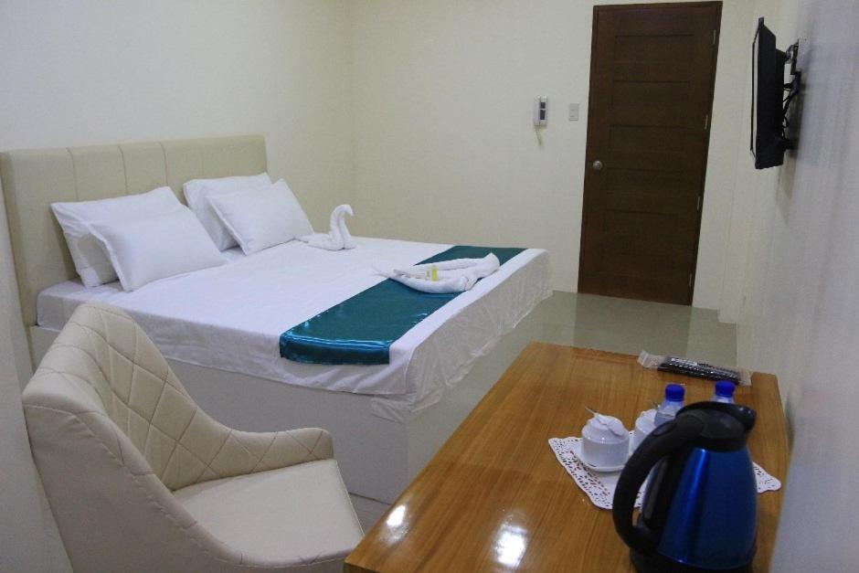 RNR Suites