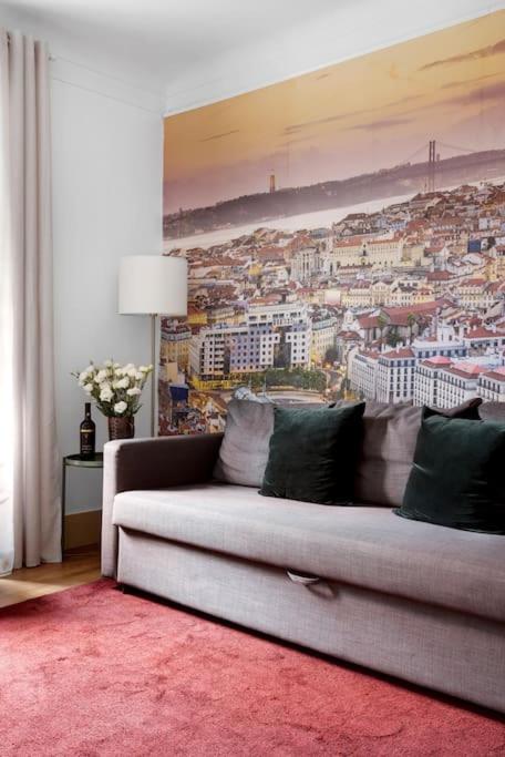 Cozy Apt in Heart of Lisbon with AC by Lisbeyond view 2