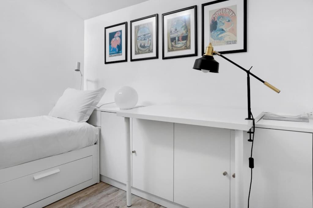 Cozy Apt in Heart of Lisbon with AC by Lisbeyond view 4
