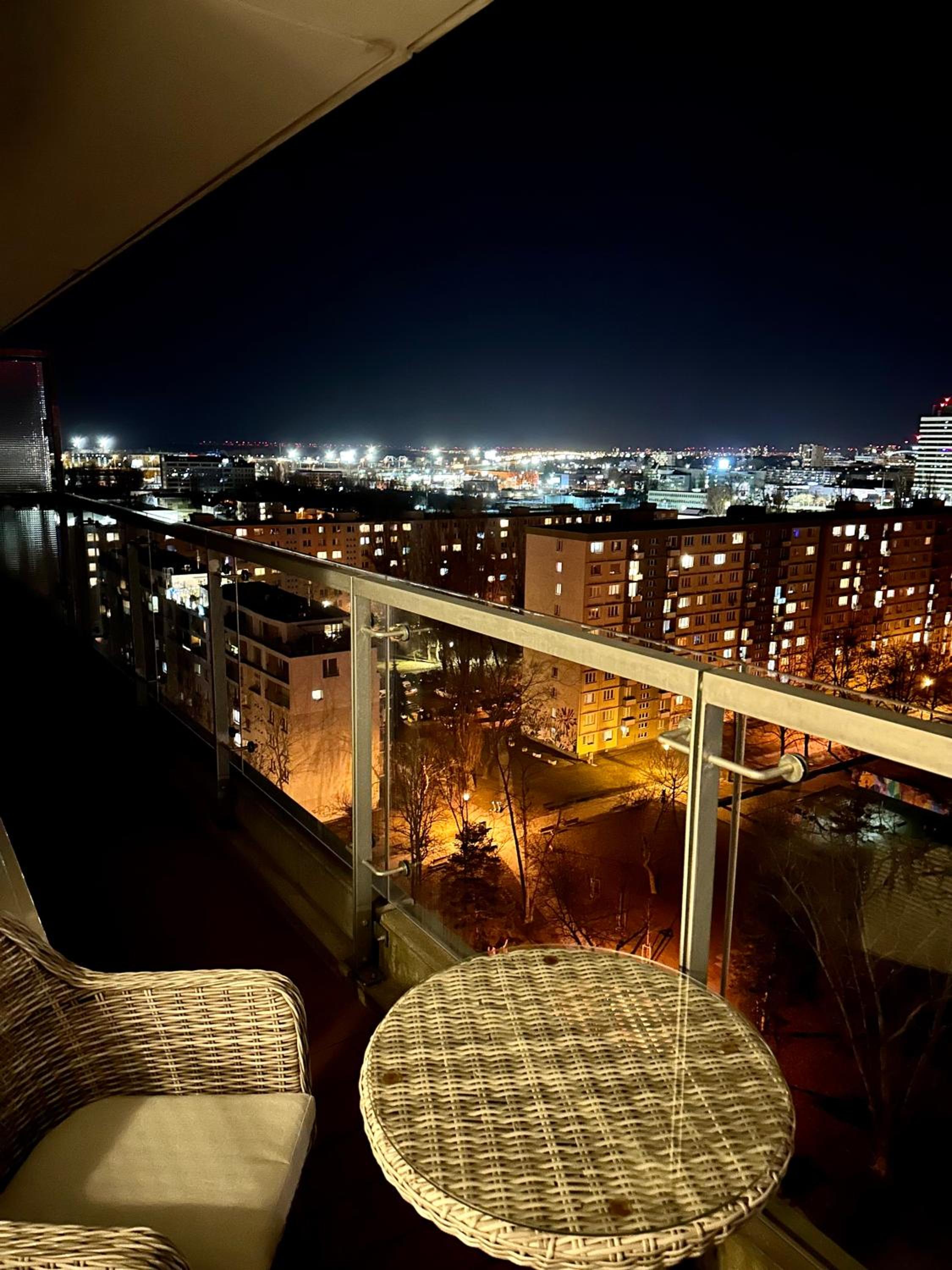 Sunny Apartment with amazing Terrace on the 13th floor near City Center view 3