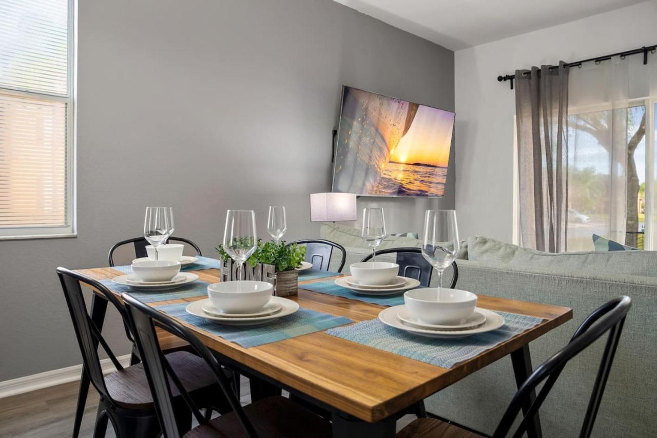 Enchanted Memories - Regal Palms Oasis