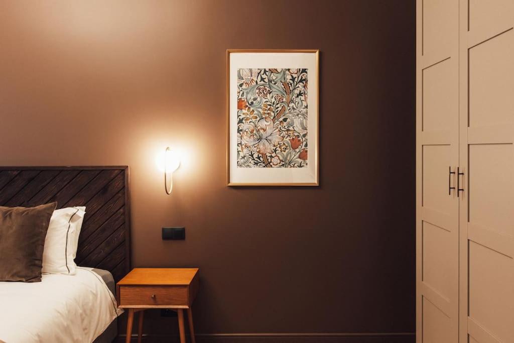 Newly renovated cozy 2 bedroom apartment view 5