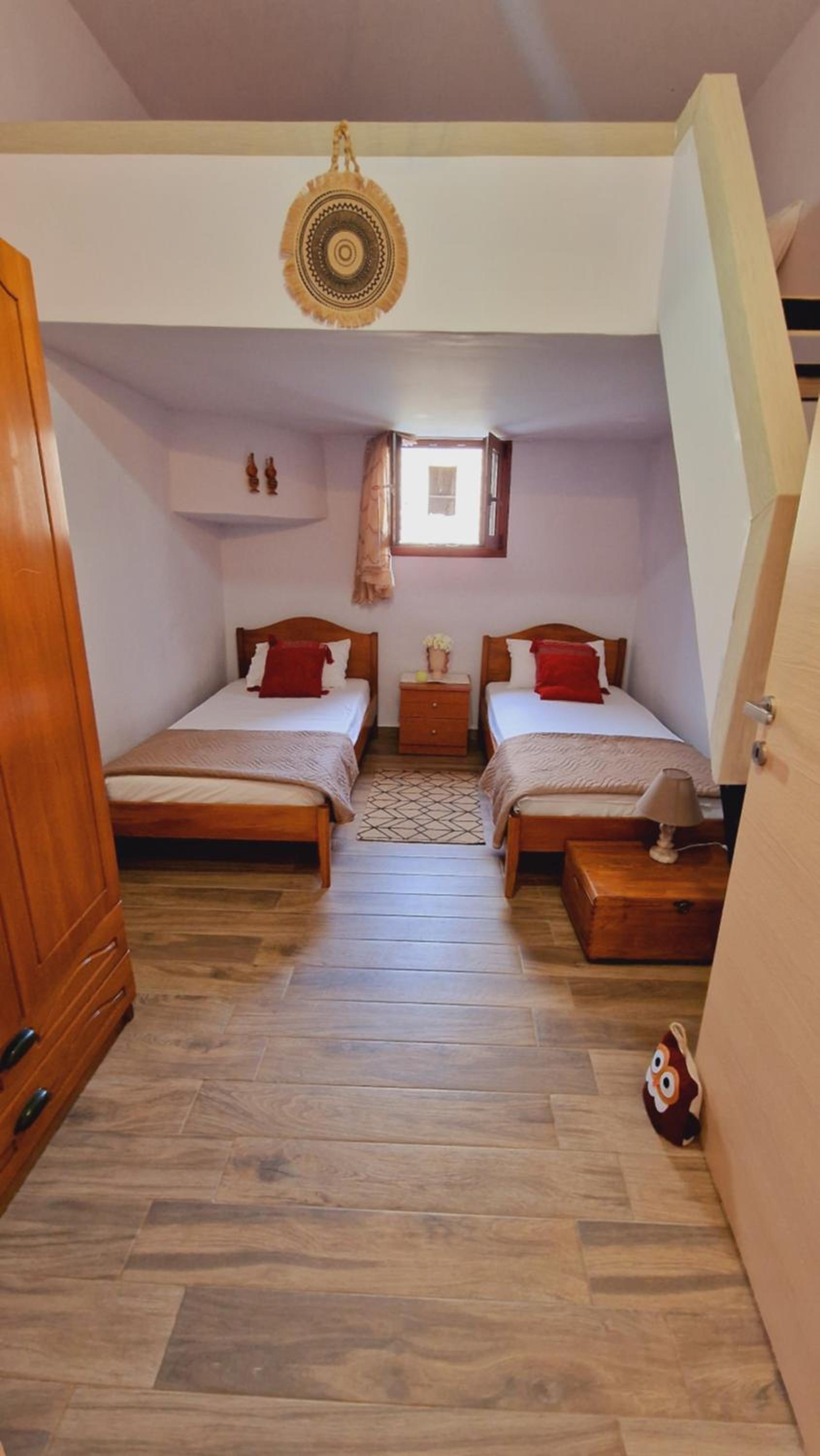Seva Monolithos house