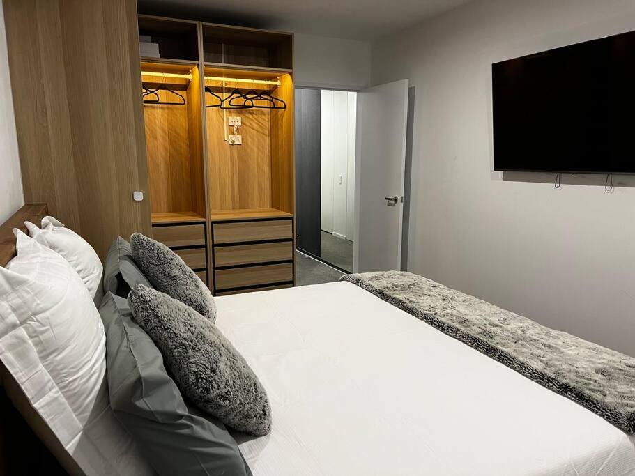 Luxe Apartment