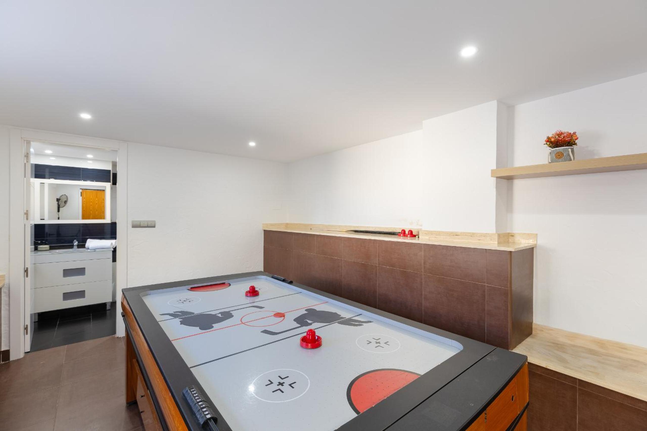 activities & amenities