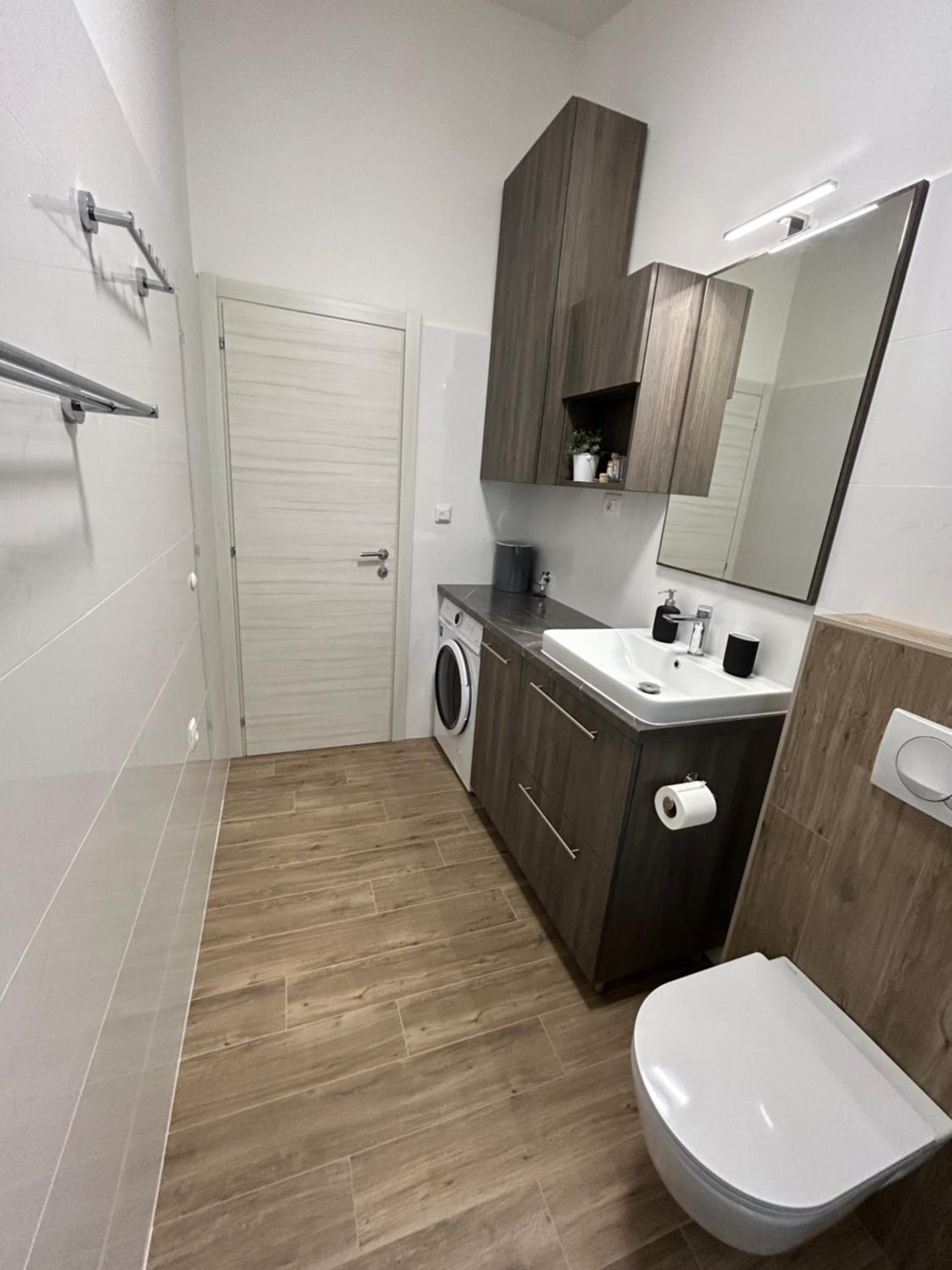 Apartments Elena & Lana photo 2