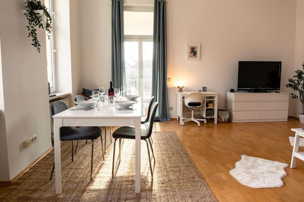 Savoir-Vivre in unserer zentralen Balkonwohnung