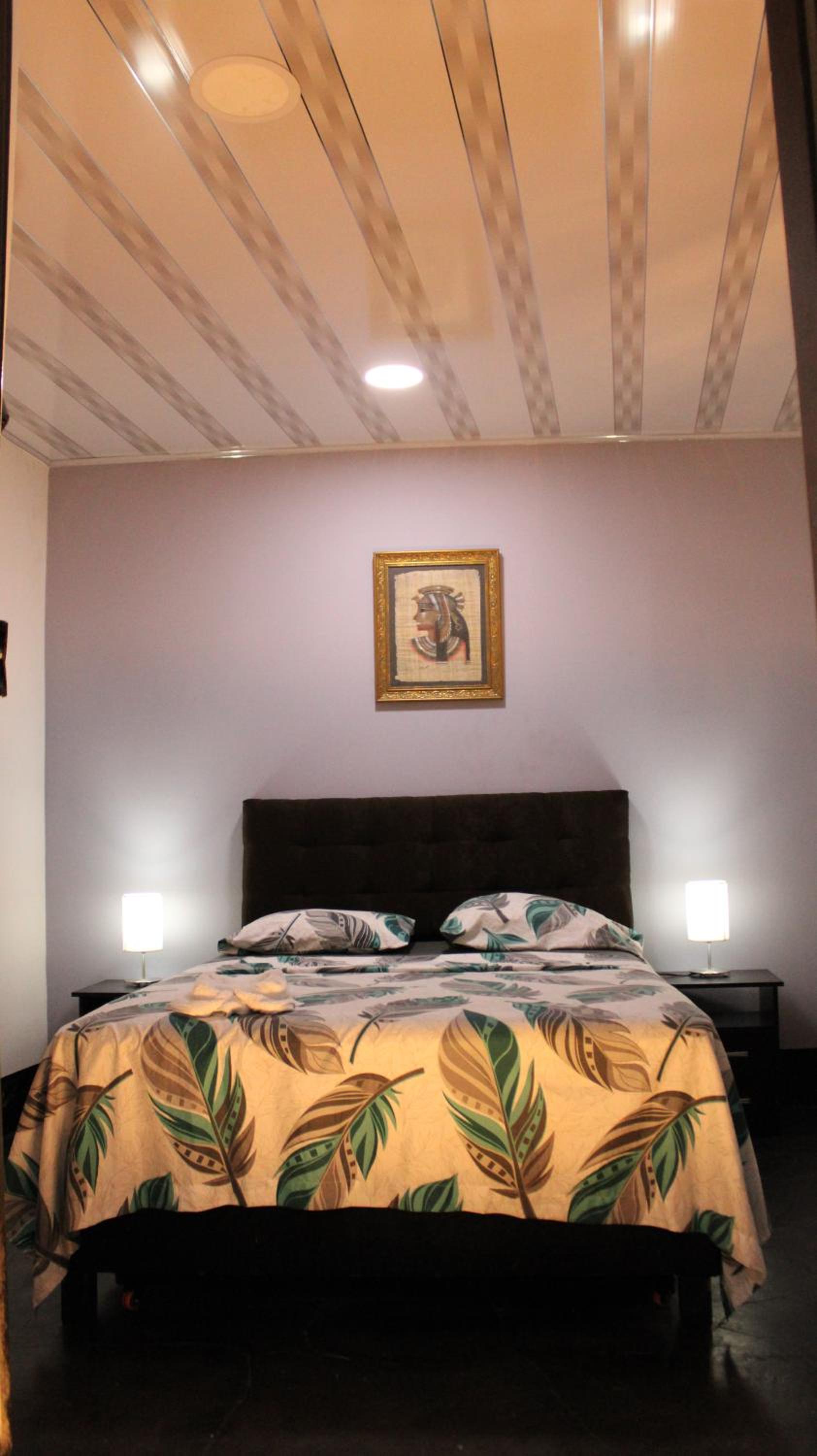 Hostal Queens Deluxe