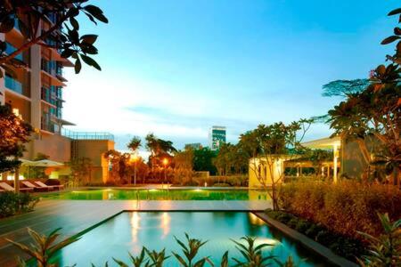 A Lux & Modern High Floor 3BR Apt at Bukit Bintang