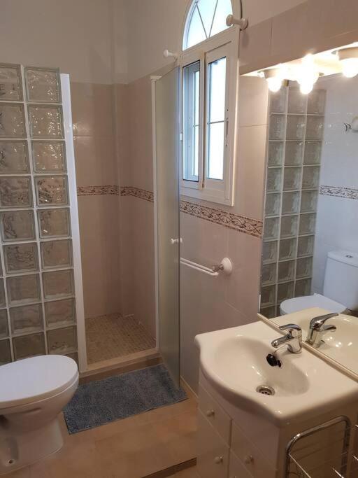 Schitterende privévilla met 4 slaapkamers, verwarmd zwembad