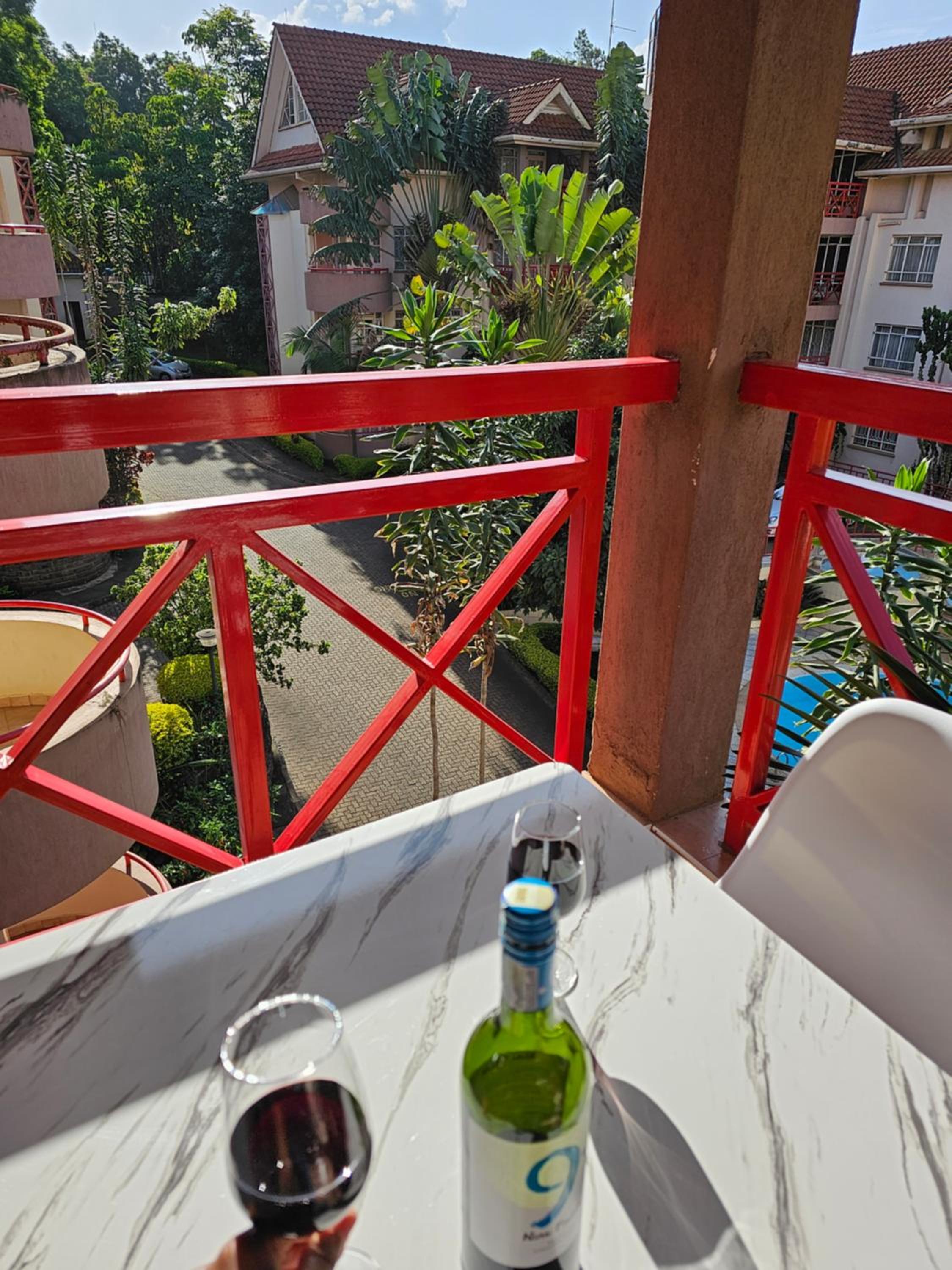 Cosy and accessible 1BR penthouse with terrace view 5