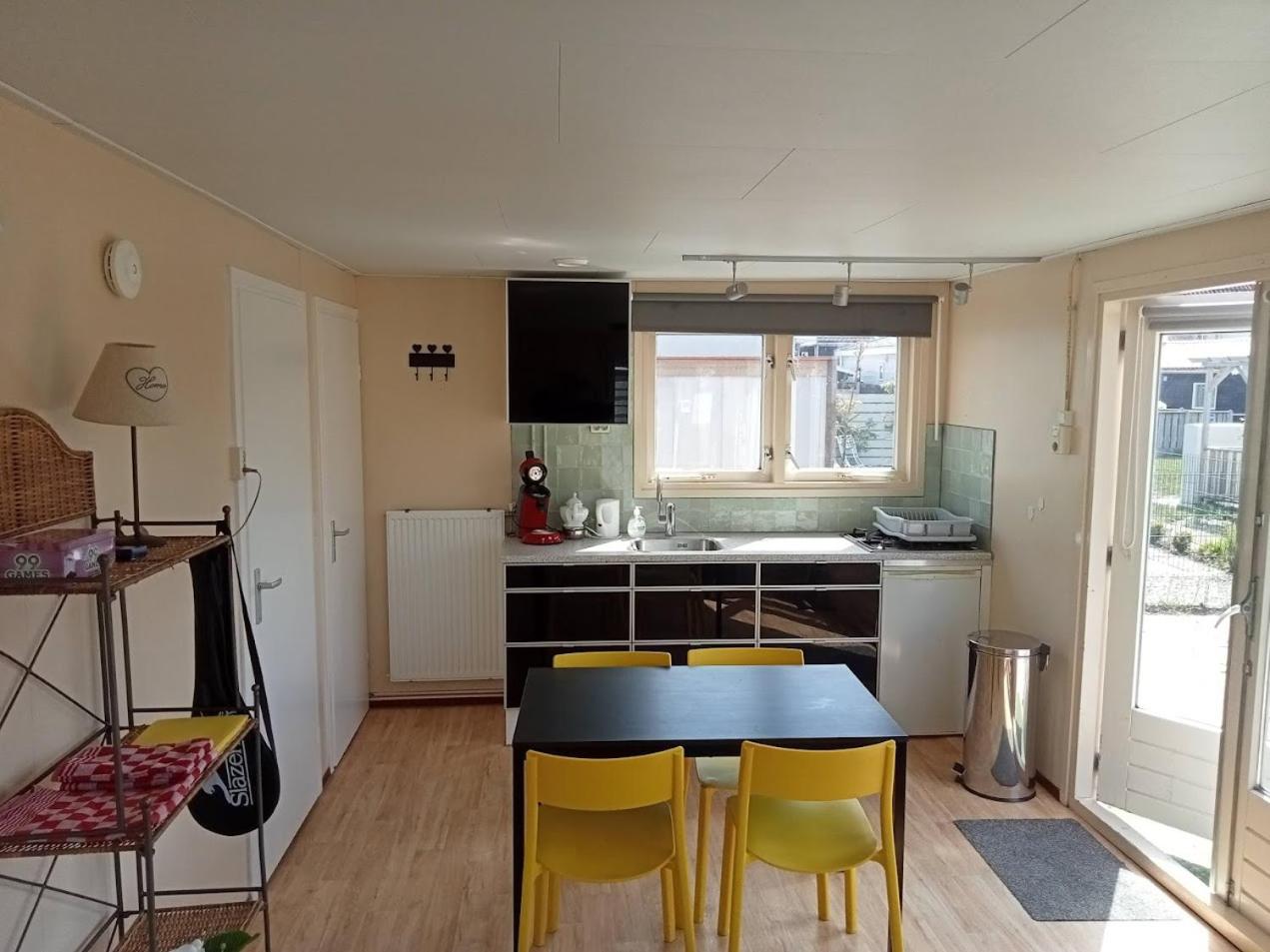tiny house nabij de kust view 5