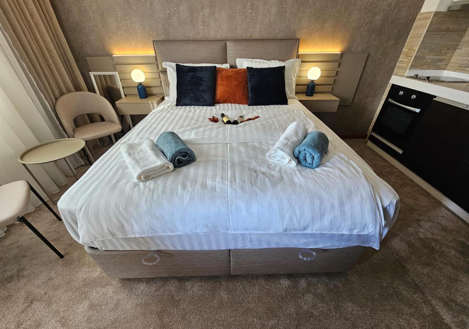 AGAPE Apartment
