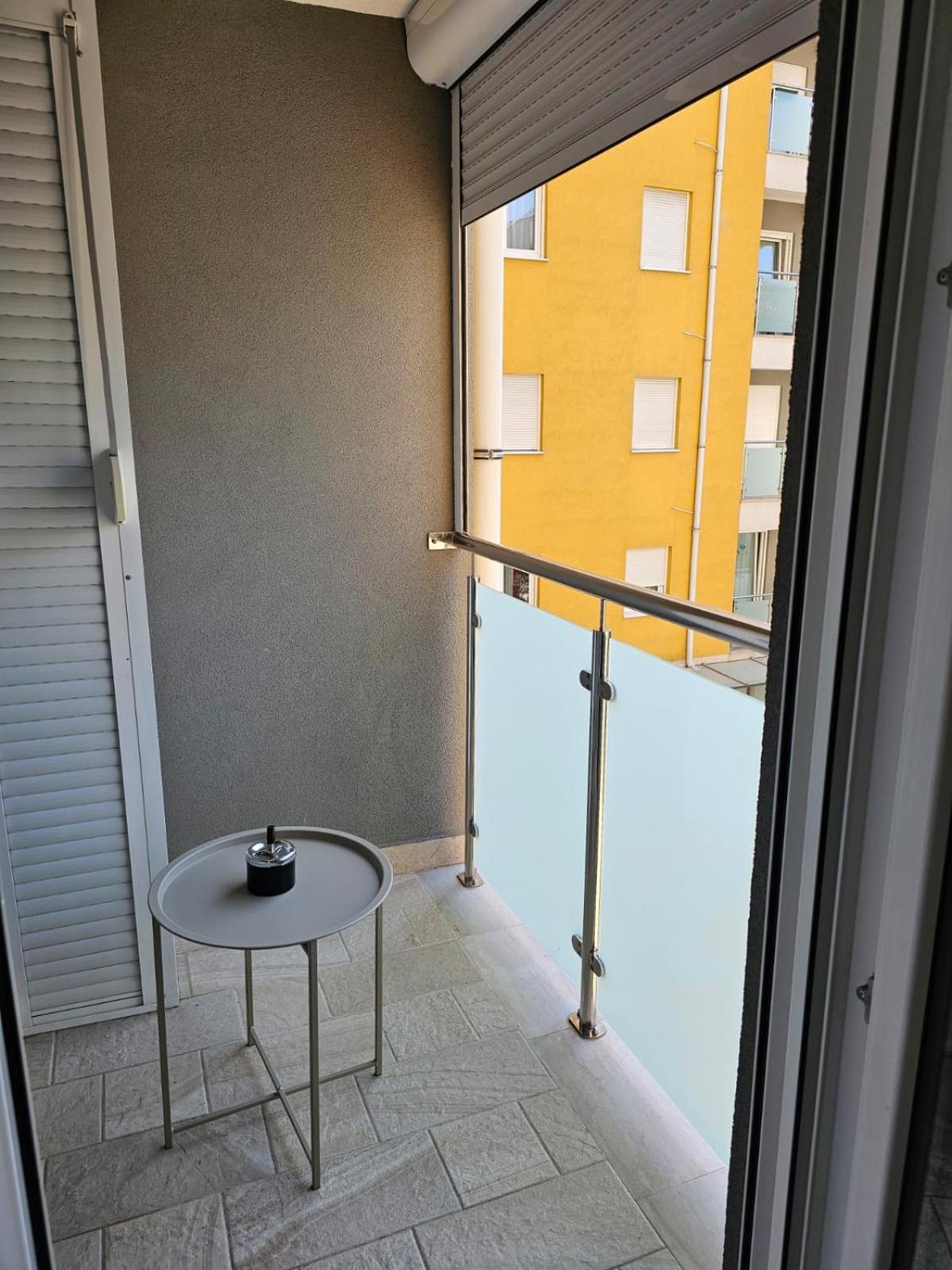 AGAPE Apartment