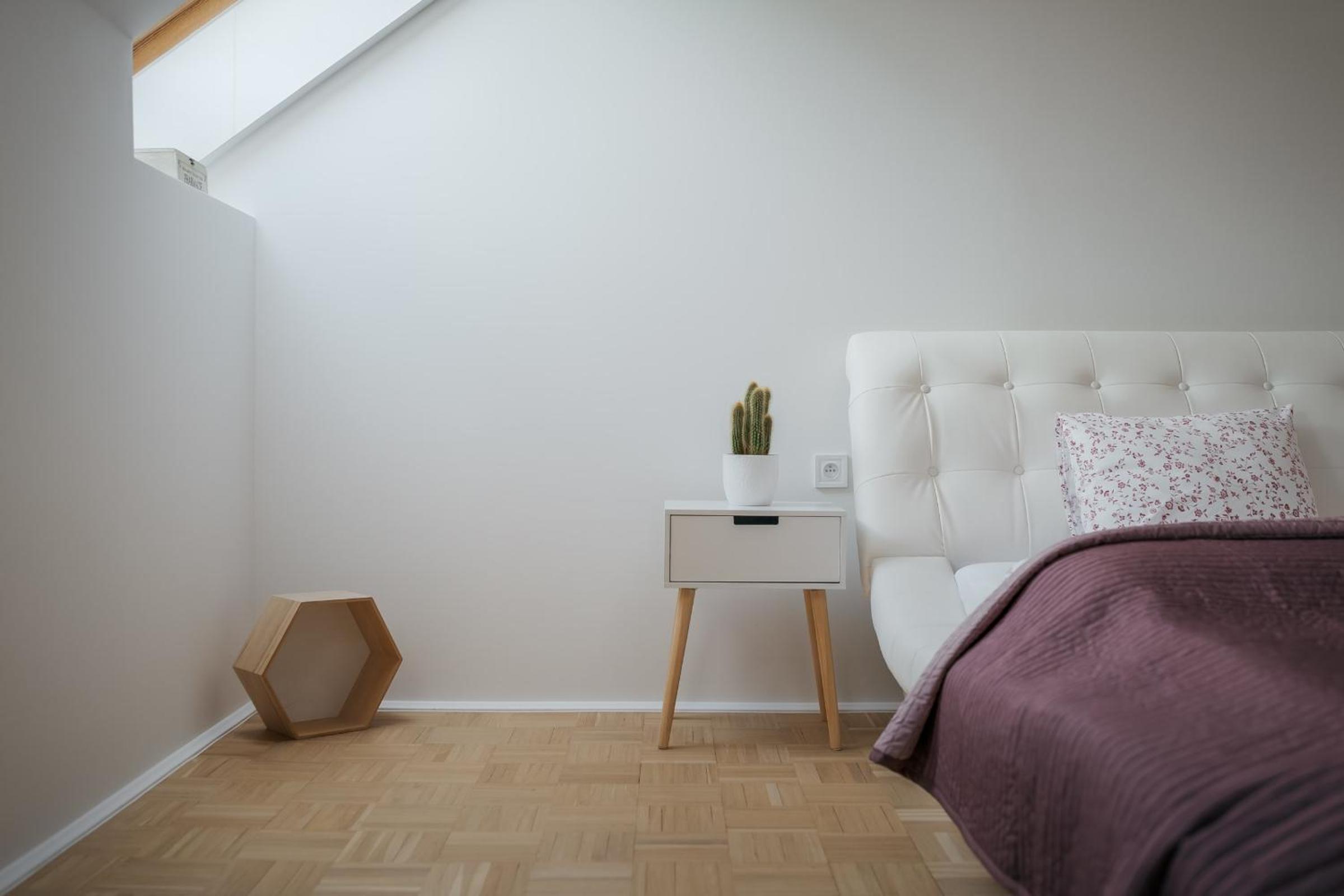DOT 3BR Apt with Stunning Views, Parking & AC by EasyBNB Premium