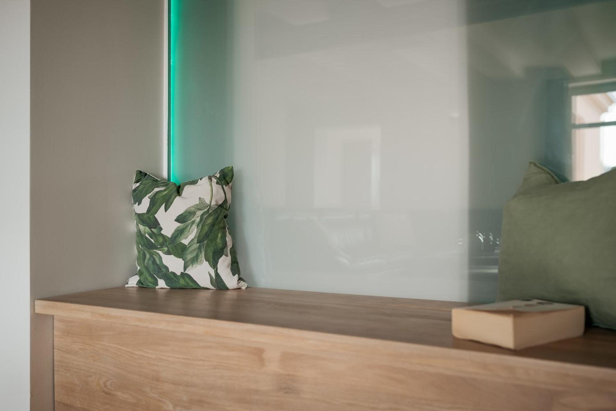 DOT 3BR Apt with Stunning Views, Parking & AC by EasyBNB Premium