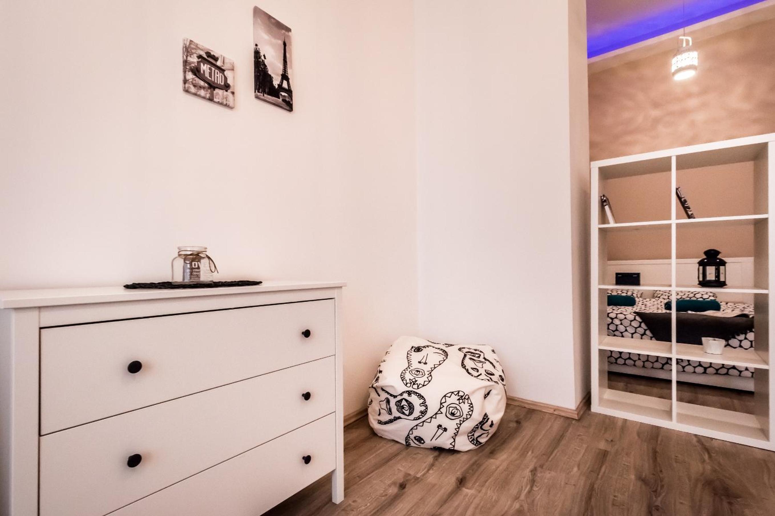 Crimson Crease Apartment view 3