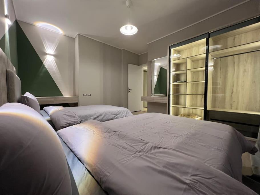 Modern 3BR Hotel Apartment