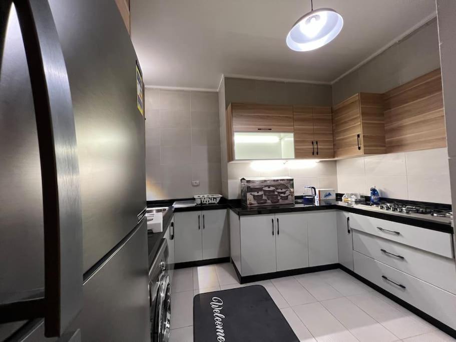 Modern 3BR Hotel Apartment