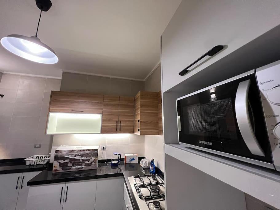 Modern 3BR Hotel Apartment