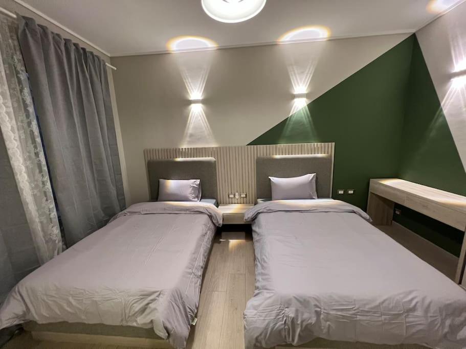 Modern 3BR Hotel Apartment