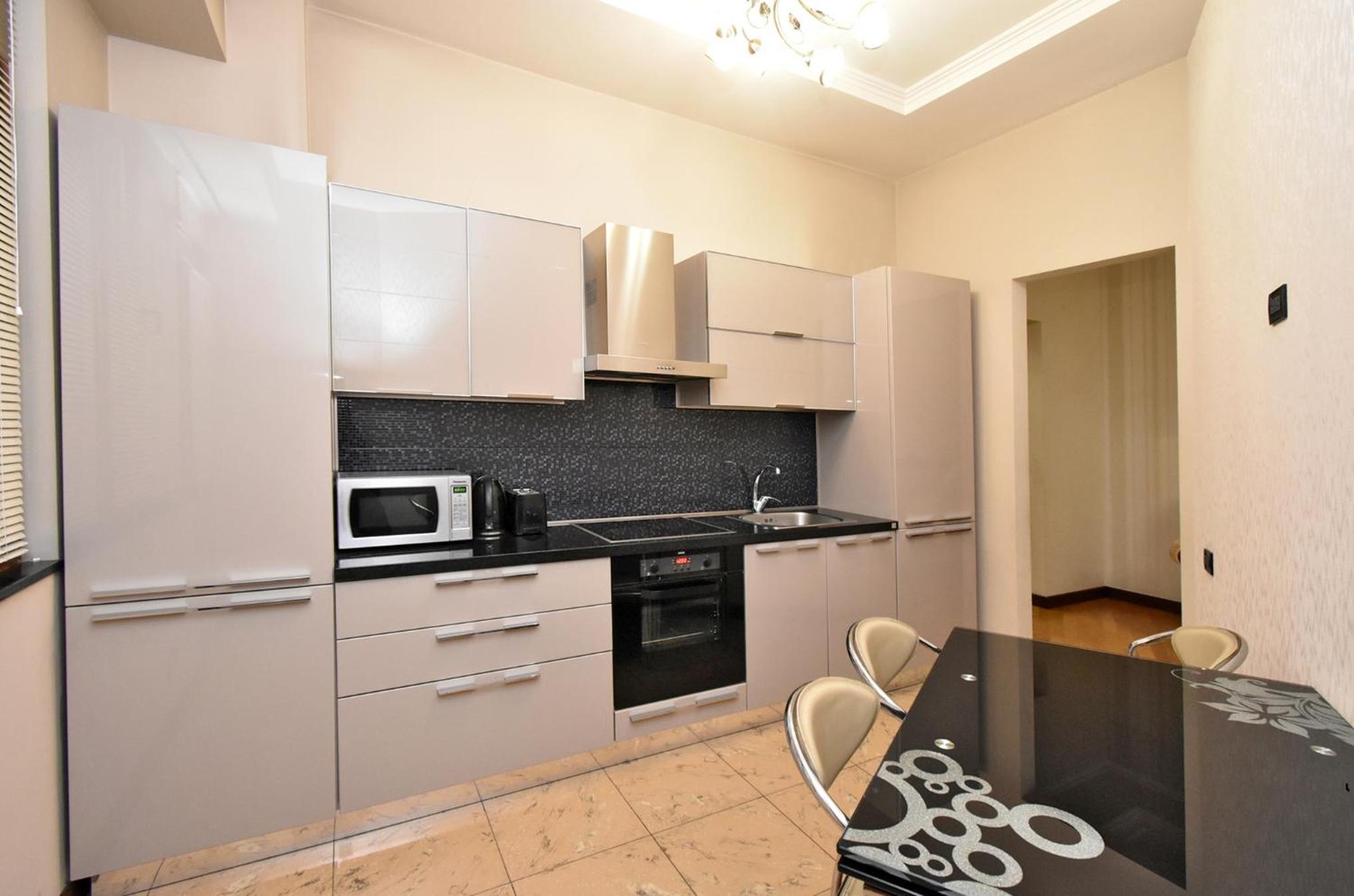 2 Bedrooms Luxury Apartment Near Republic Square