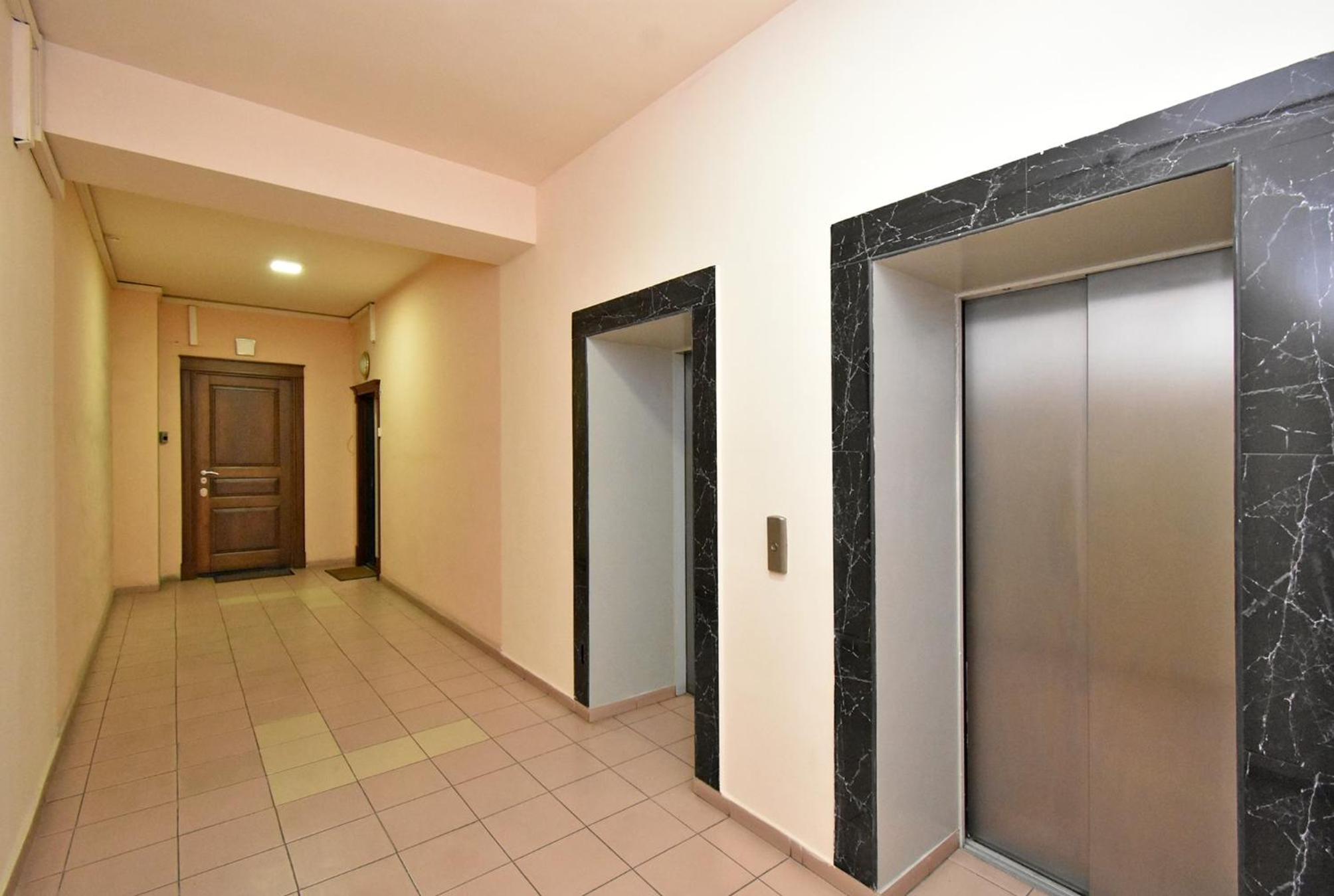 2 Bedrooms Luxury Apartment Near Republic Square
