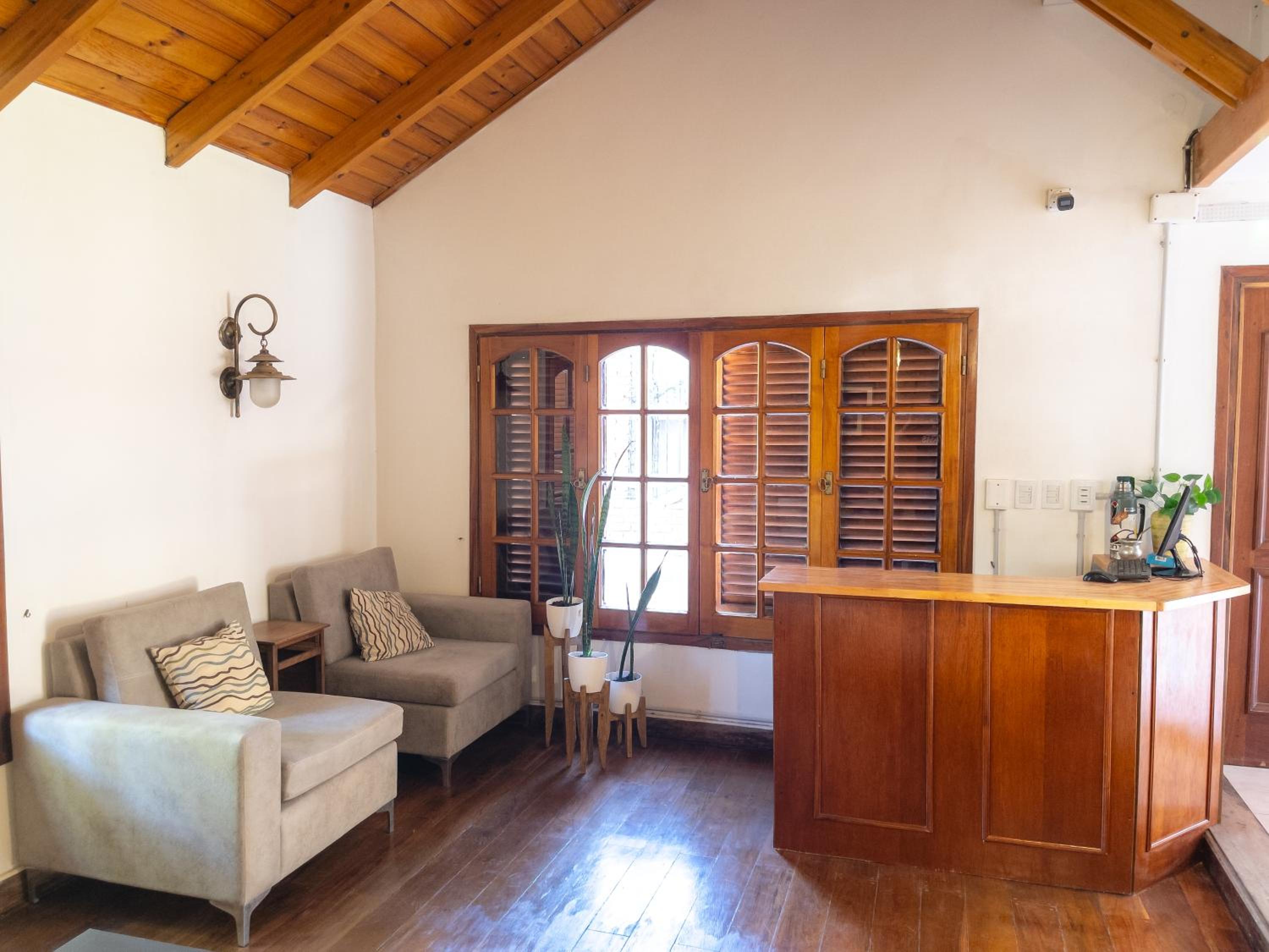 Falucho Hostel