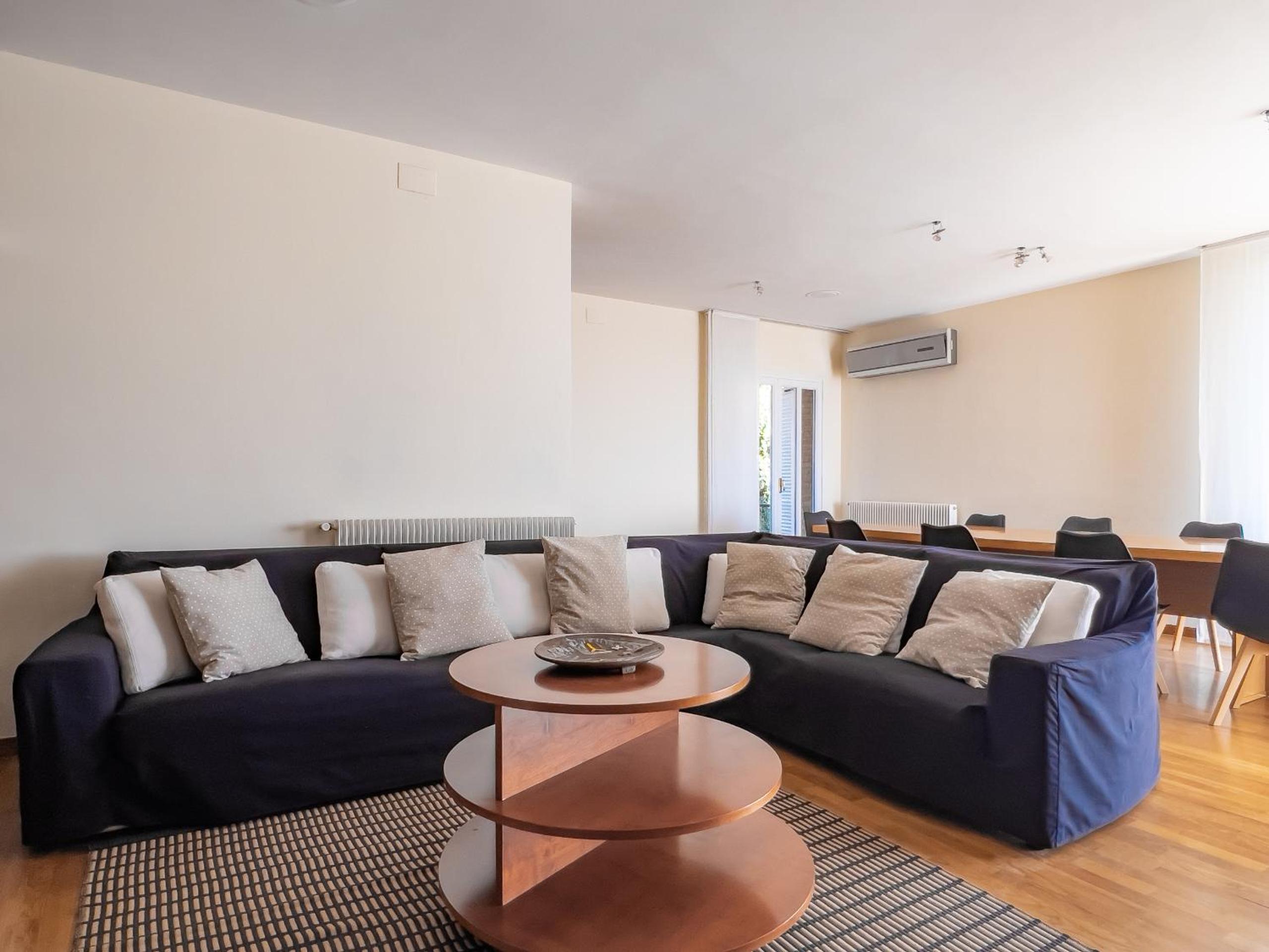 Majordoms - Sports Villa Banyoles