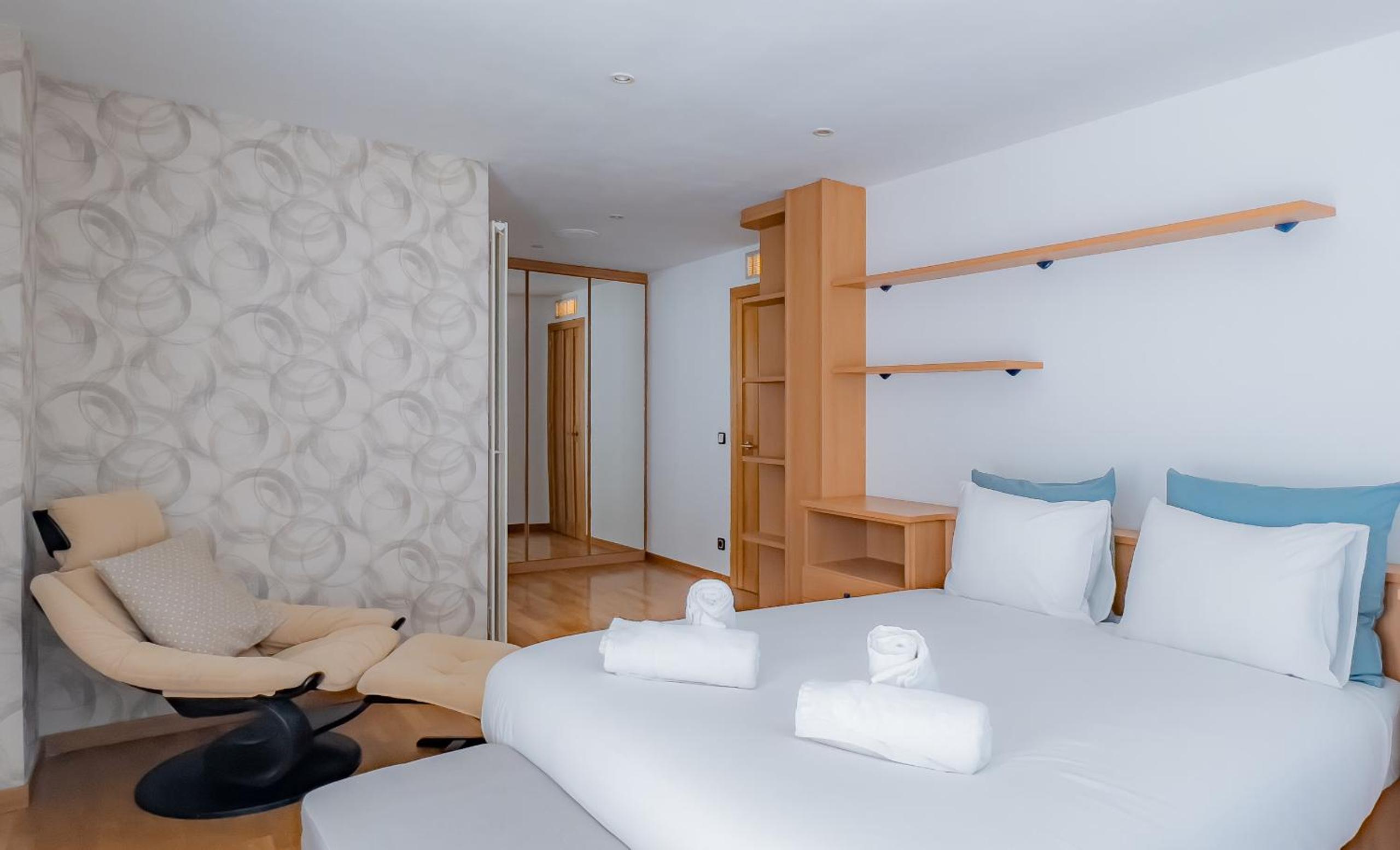 Majordoms - Sports Villa Banyoles