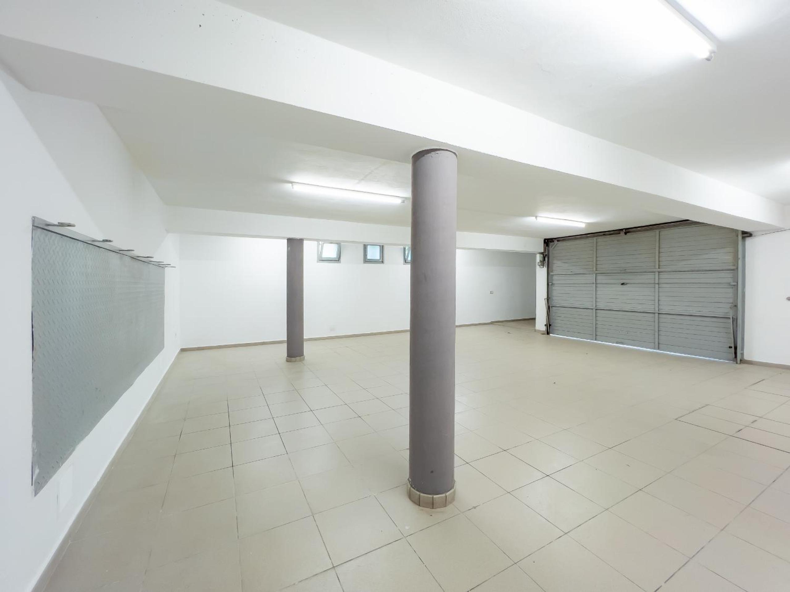 Majordoms - Sports Villa Banyoles