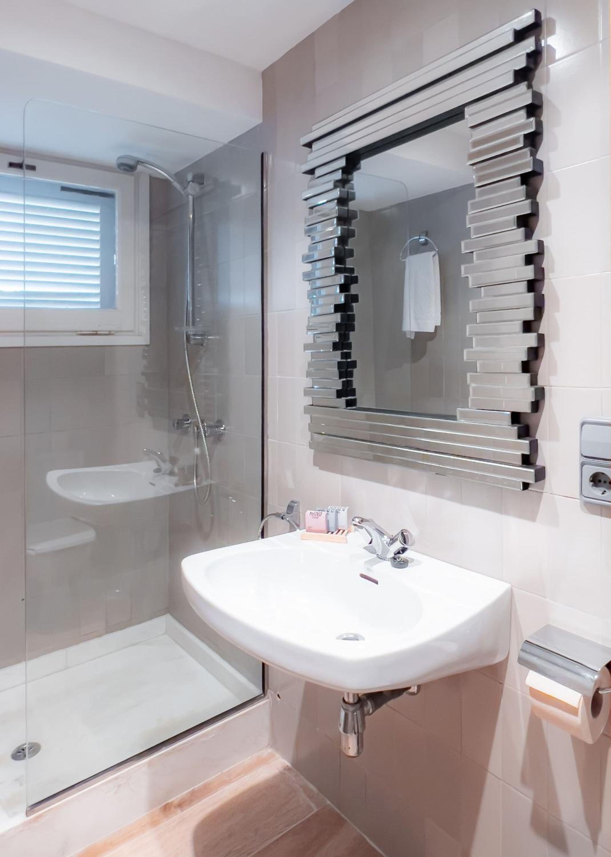 Majordoms - Sports Villa Banyoles