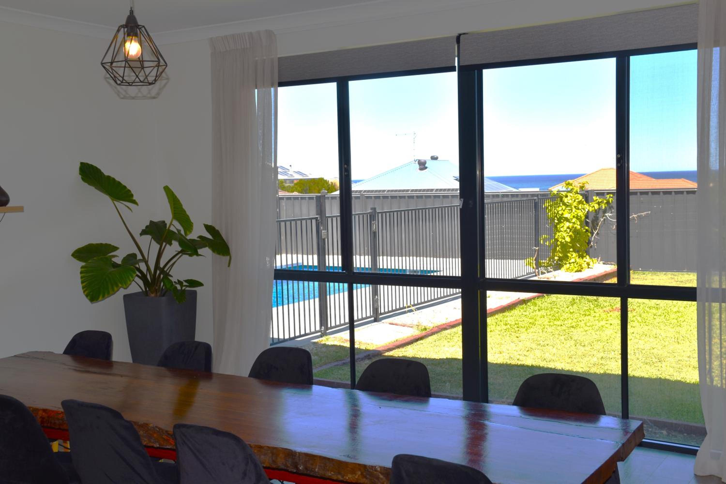 Lagoon Drive Yanchep