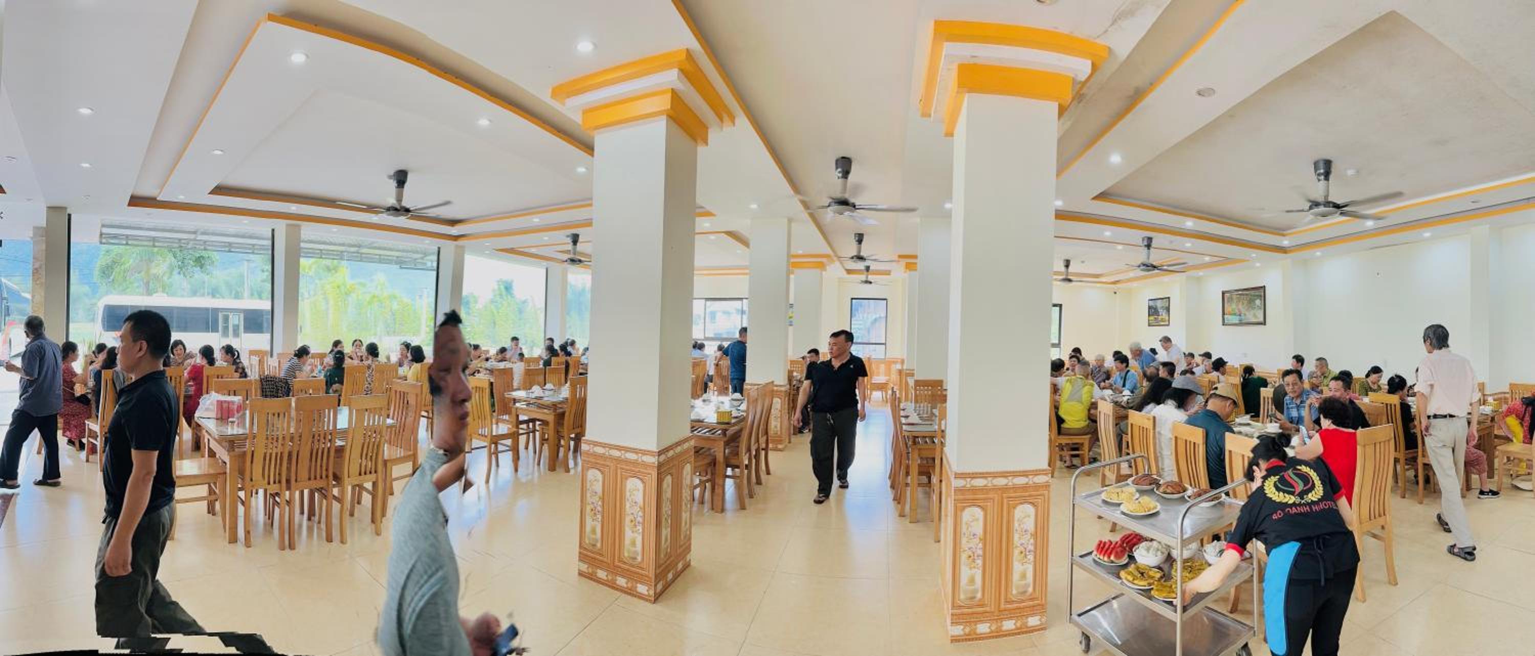 KHÁCH SẠN NHÀ HÀNG SO OANH view 5