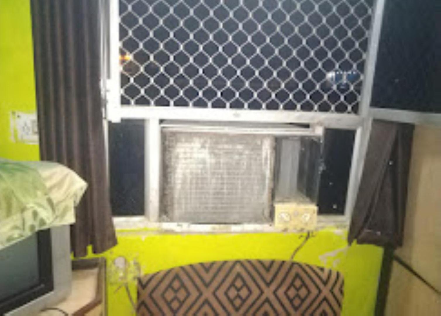 Muskan Hotel , Mathura