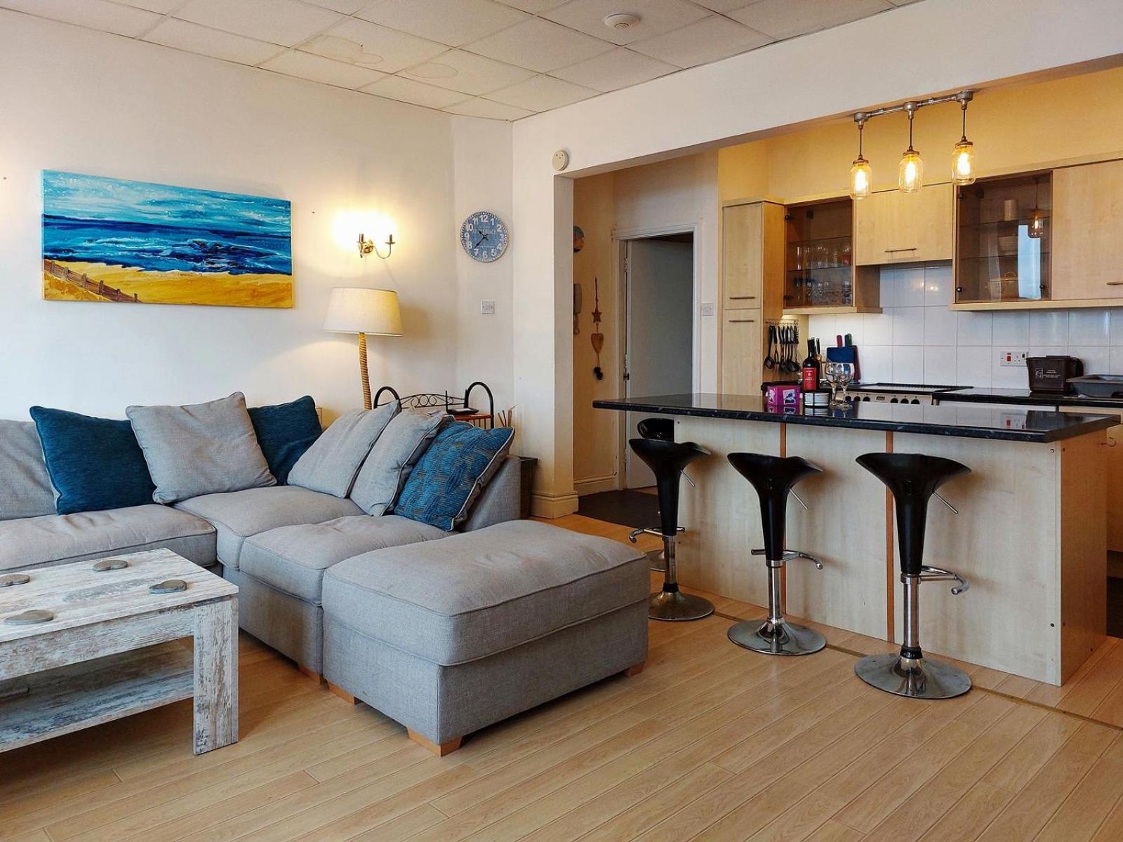 Beach Front Apartment in Tywyn view 5