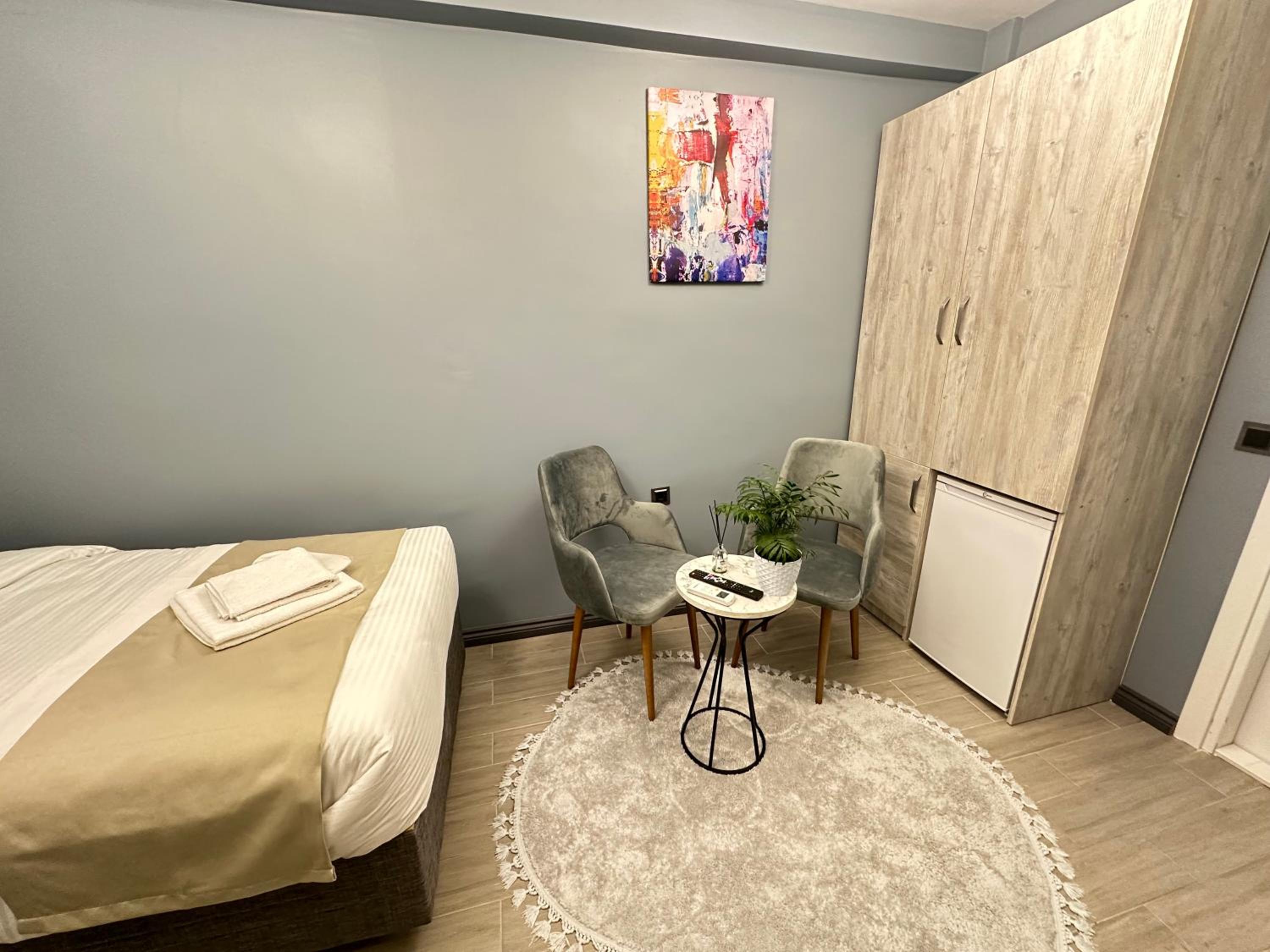 Blue Moonrise Otel - Image 32