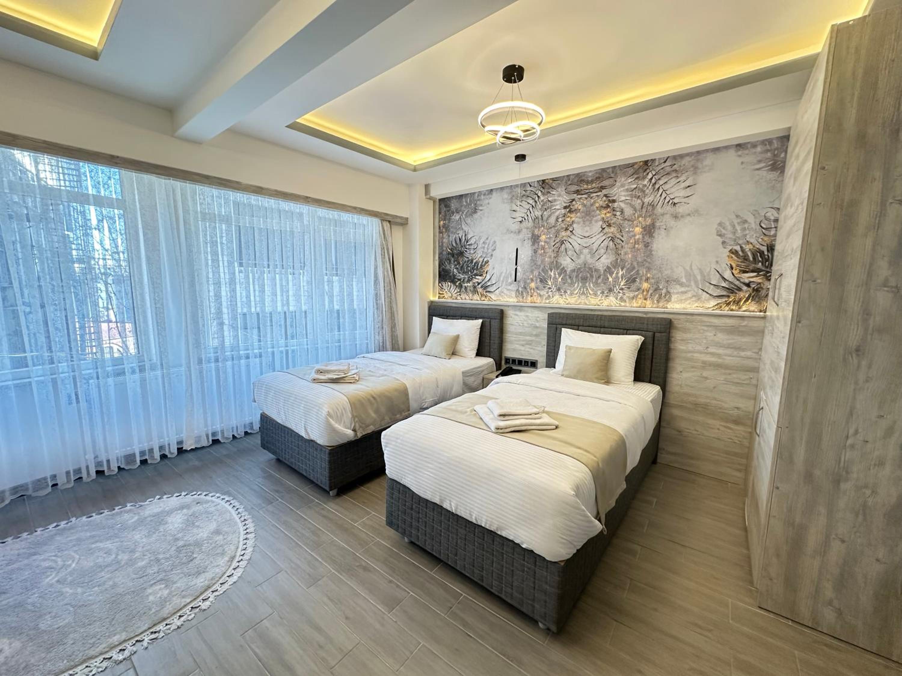 Blue Moonrise Otel - Image 44