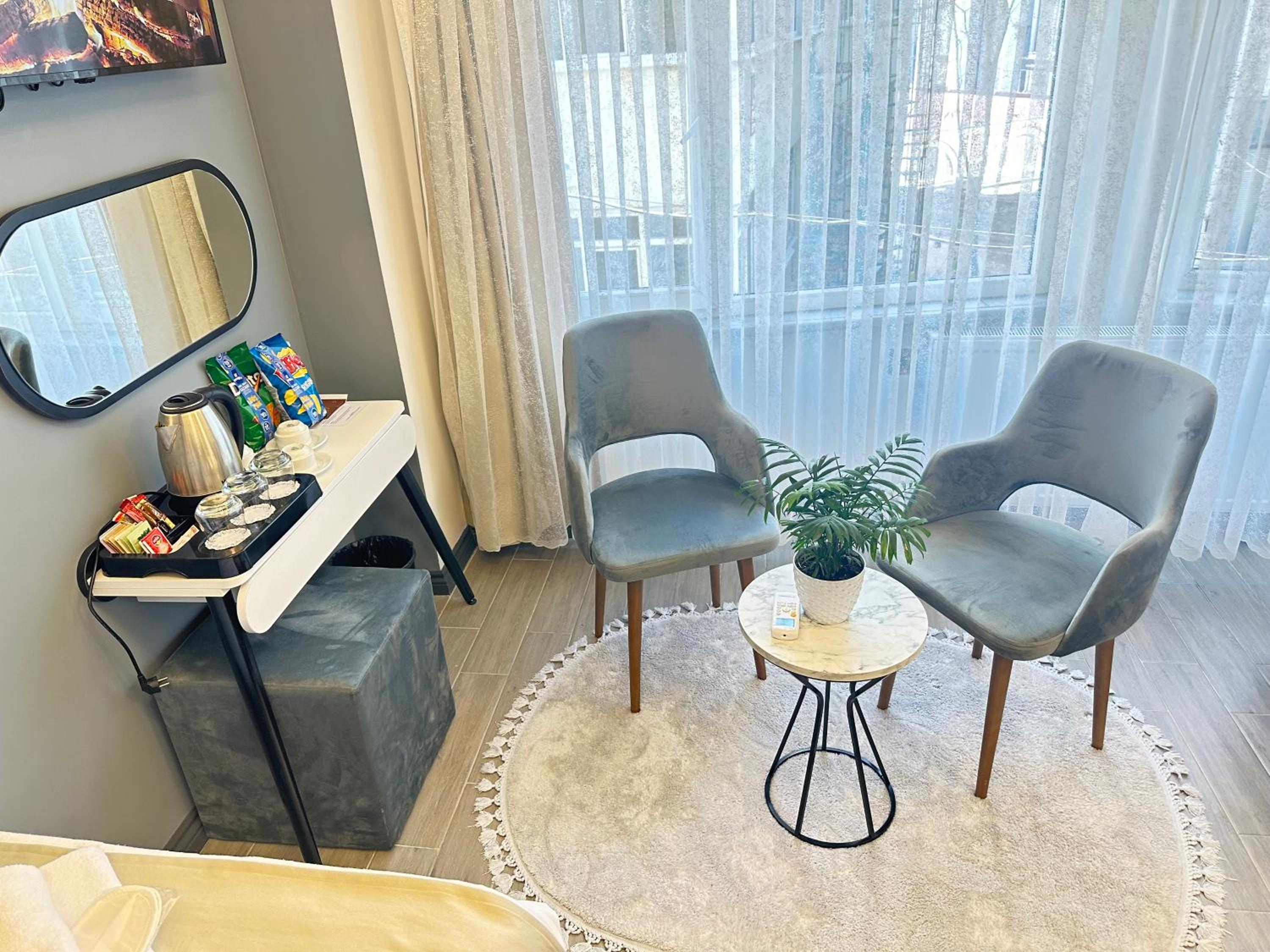 Blue Moonrise Otel - Image 43