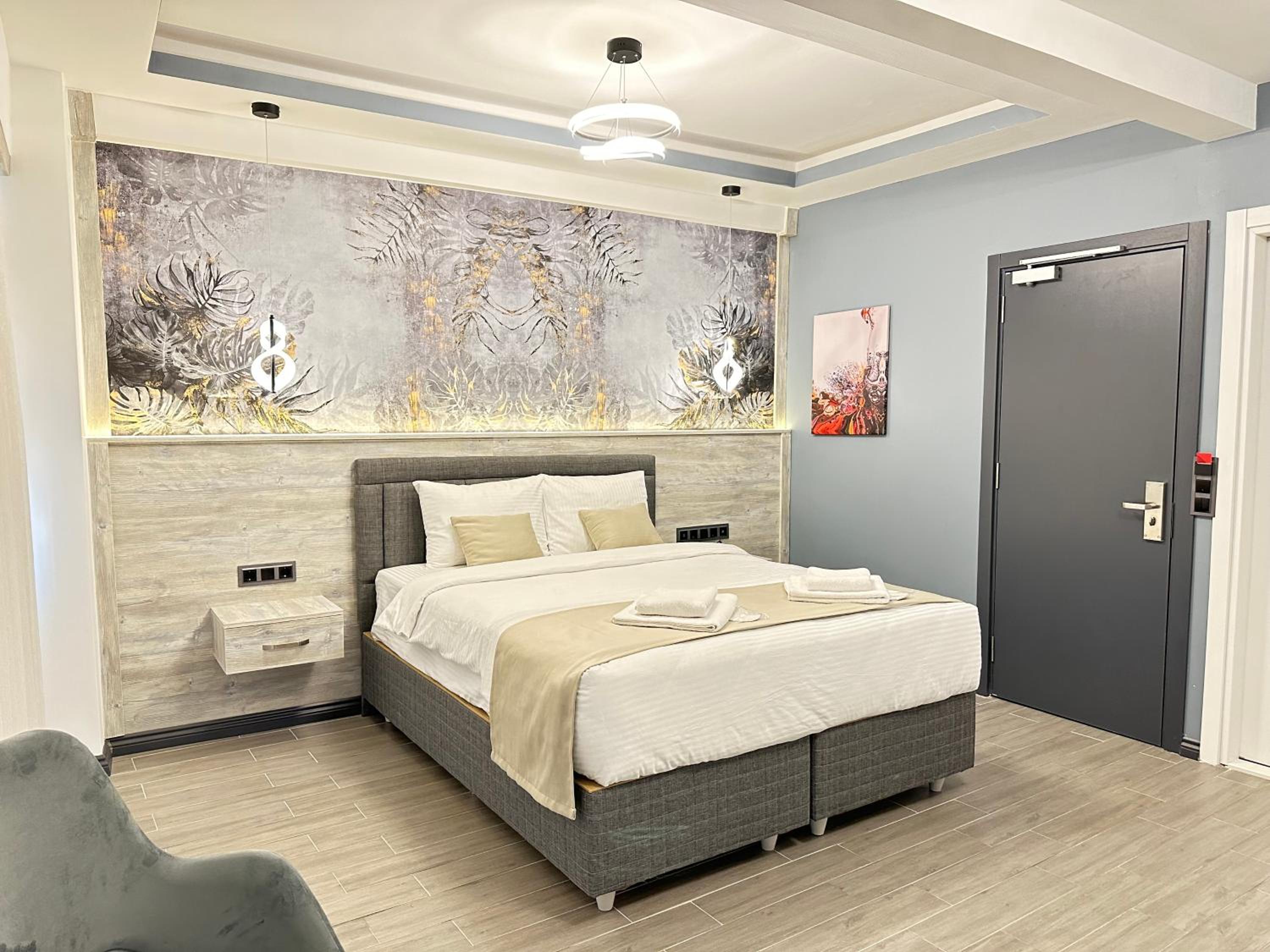 Blue Moonrise Otel - Image 55