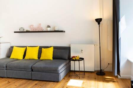 Cosy Apartment plus Self Checkin plus free Street parking