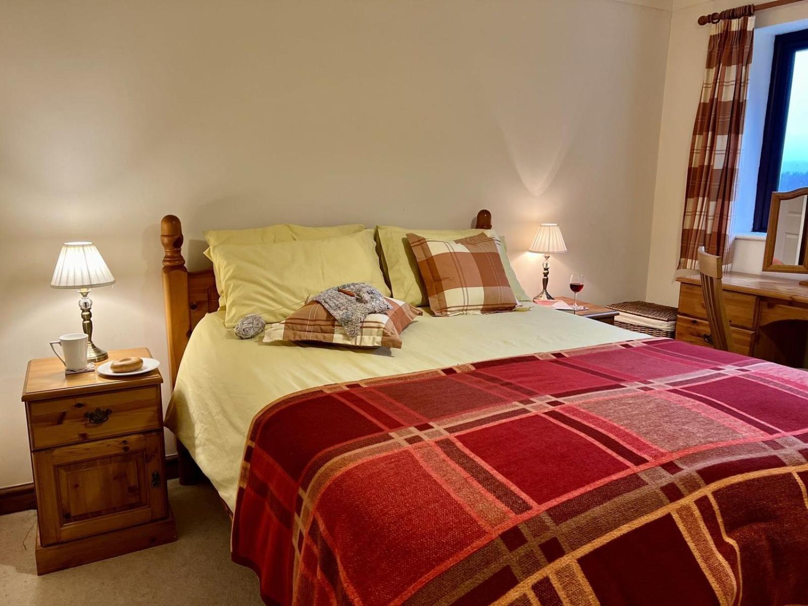 Caer Dderwen Oak Field family home in Dolgellau view 2